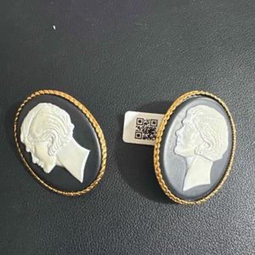 CHANEL Cameo Clip-on Earrings CG411099