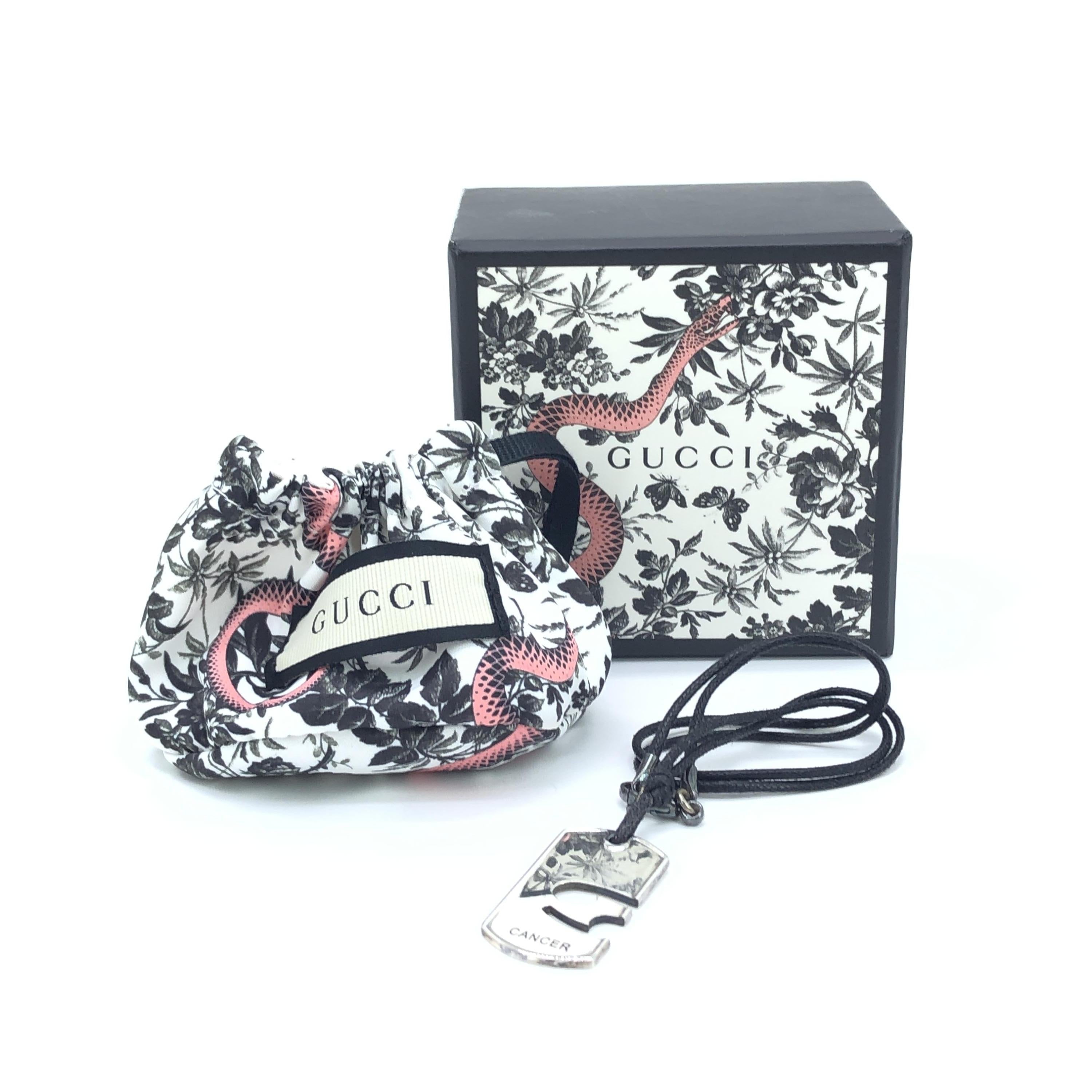 Cancer Pendant Necklace C273053