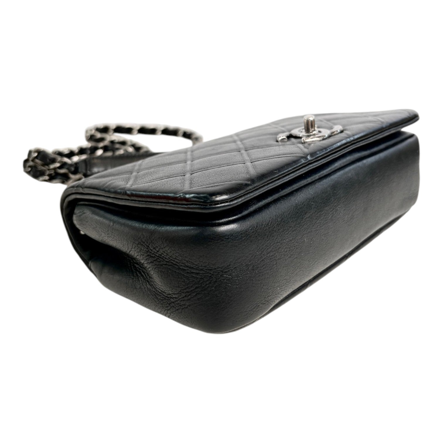 Chanel Black New Chic Flap Bag in Calfskin