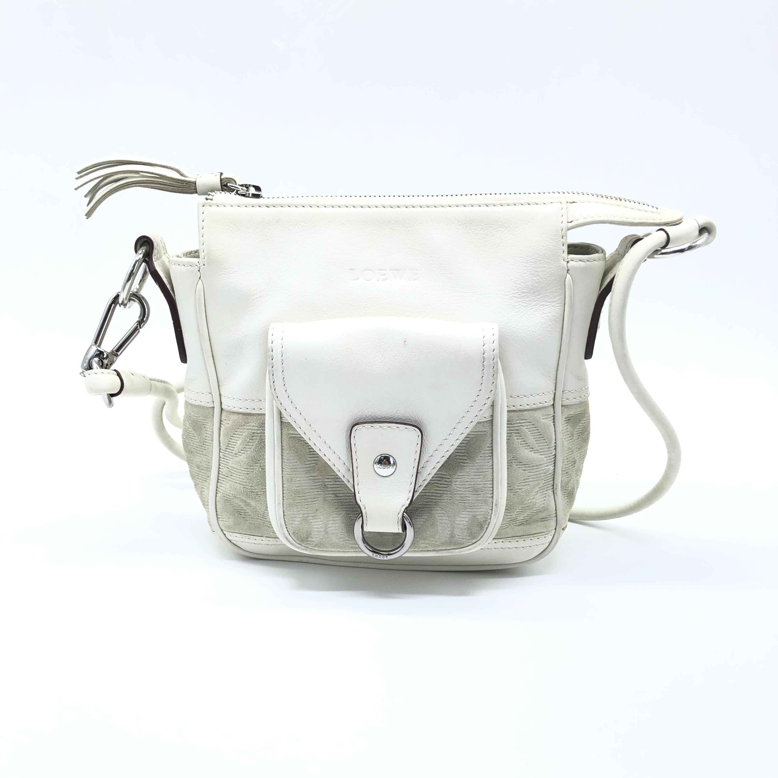 Loewe White Leather Anagram Crossbody Bag C334149