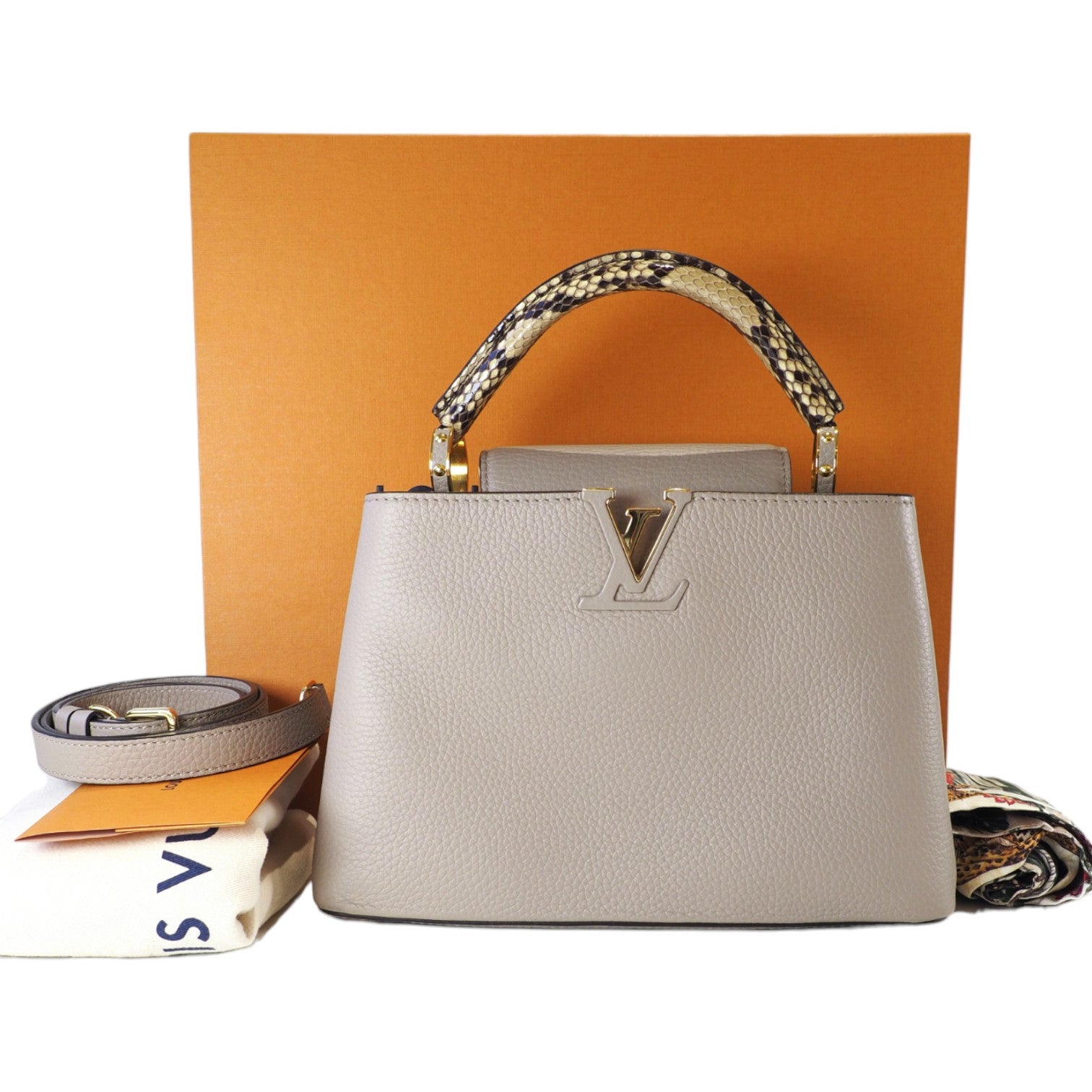 Louis Vuitton Capucines BB 27cm Etoupe