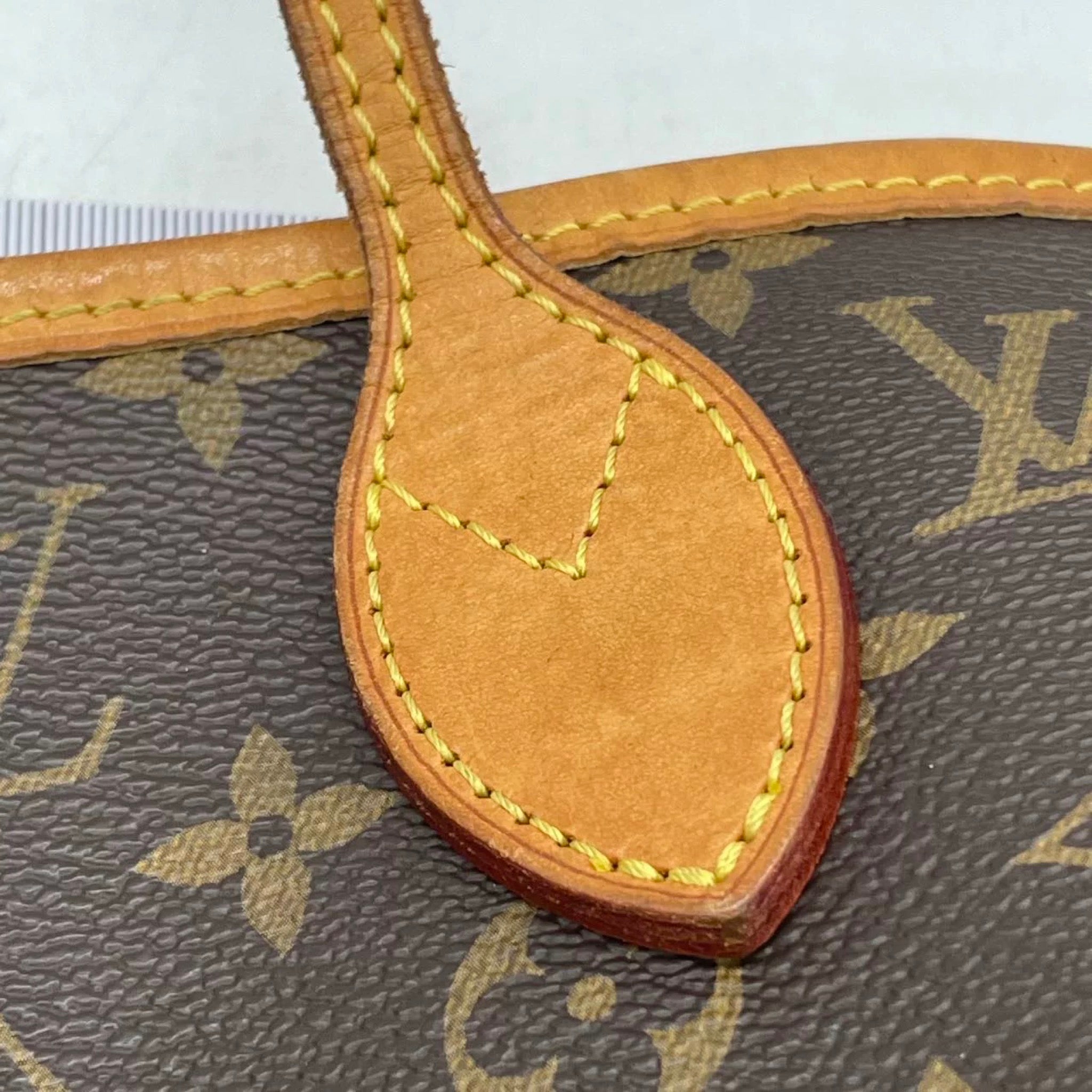 Louis Vuitton Neverfull MM - Monogram image 20