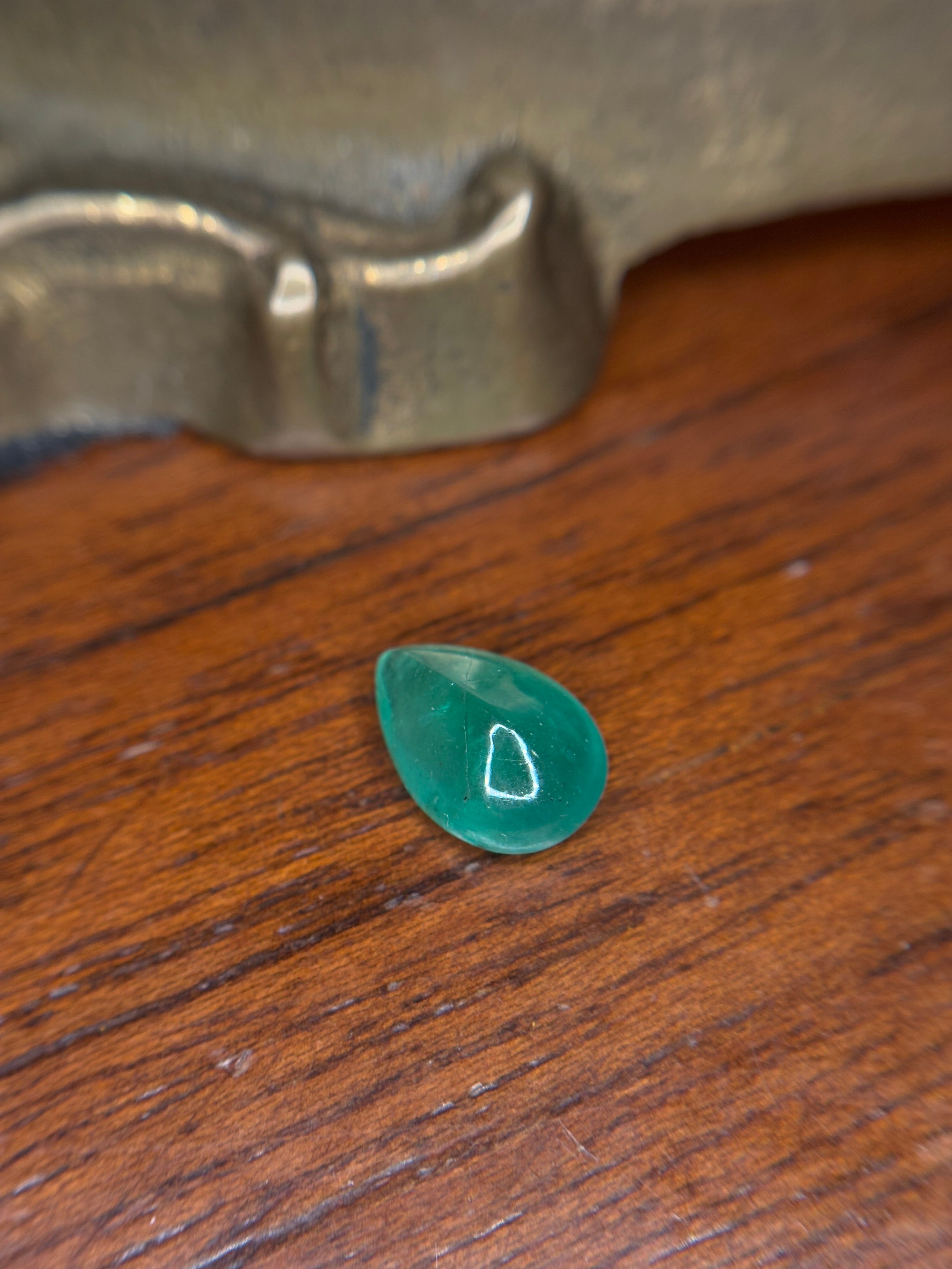 2.05ct Emerald Pear Cabochon  THAIC0688