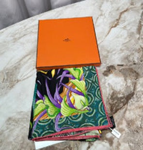 HERMES "Celebration of the Zambezi" 90 Silk Scarf 3032512303799