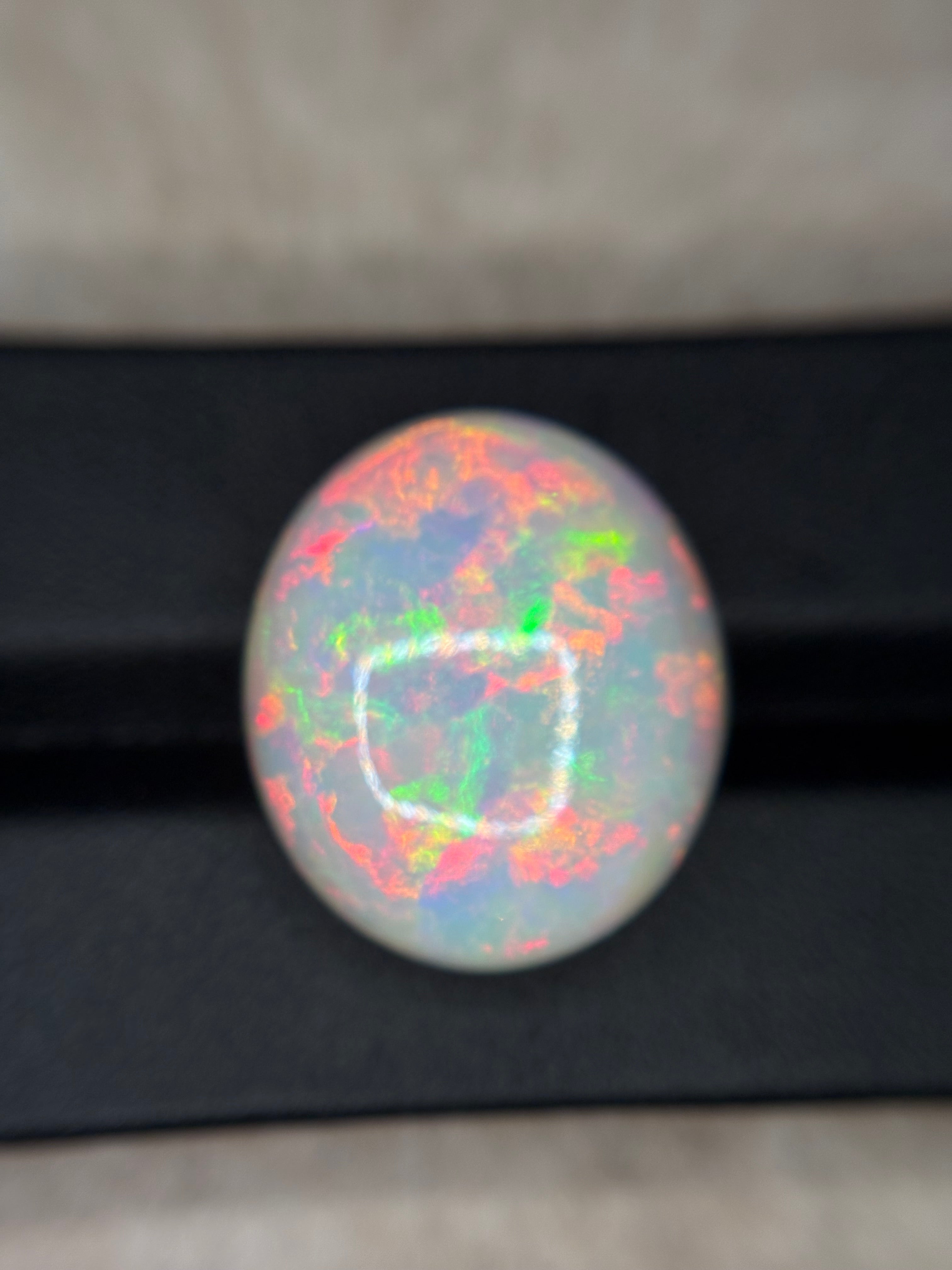 20.85ct White Opal THAIC0472