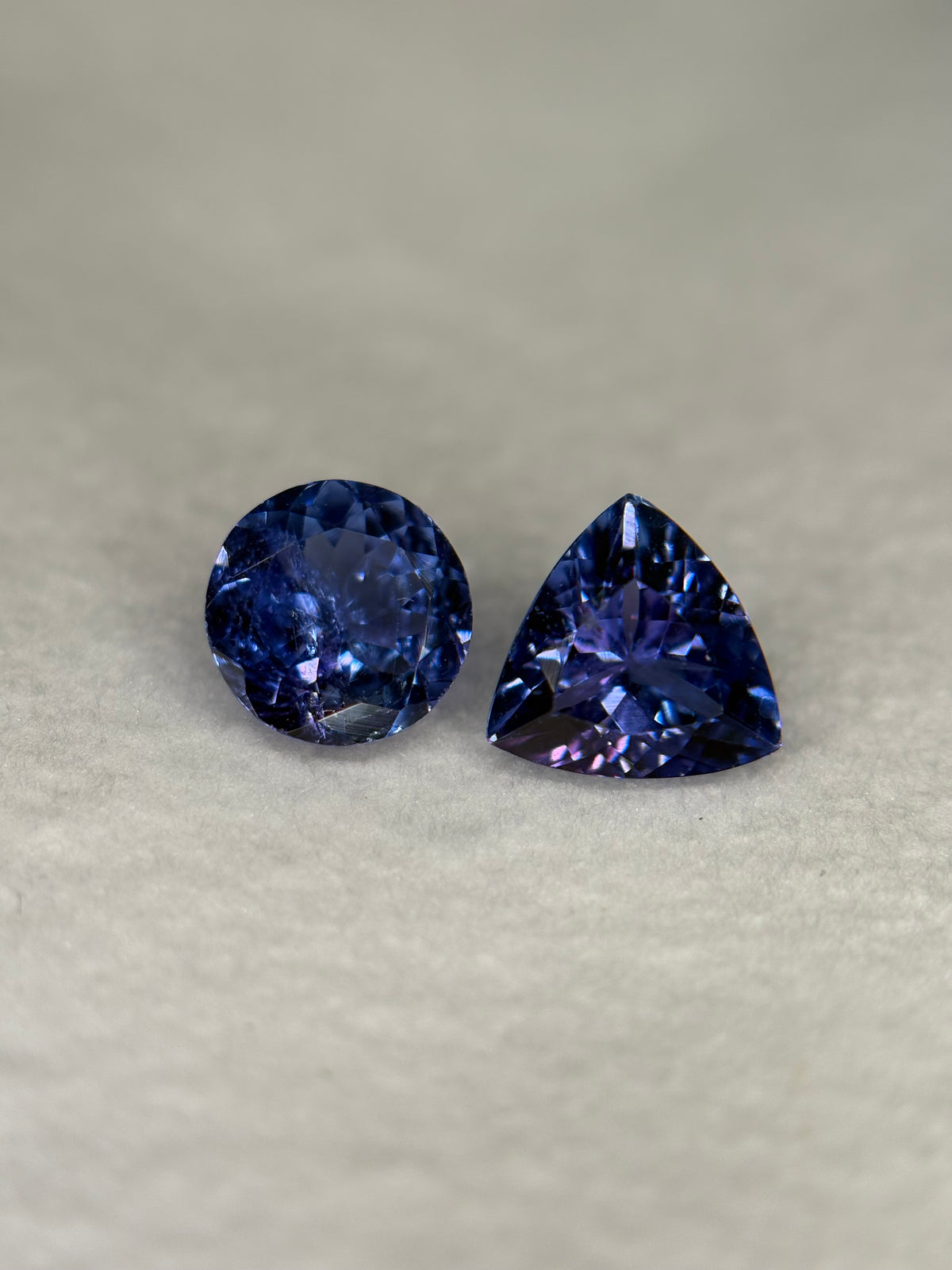1.83ct Tanzanite Mismatch Oval & Trillion  THAIC1307