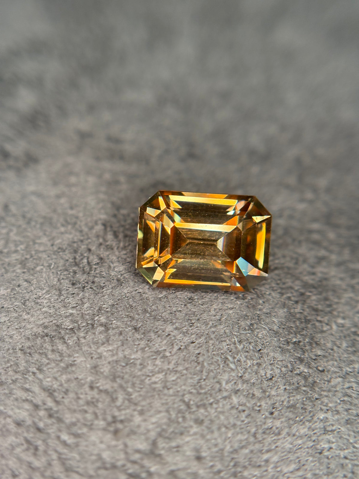 6.03ct Champagne Zircon  THAIC1362
