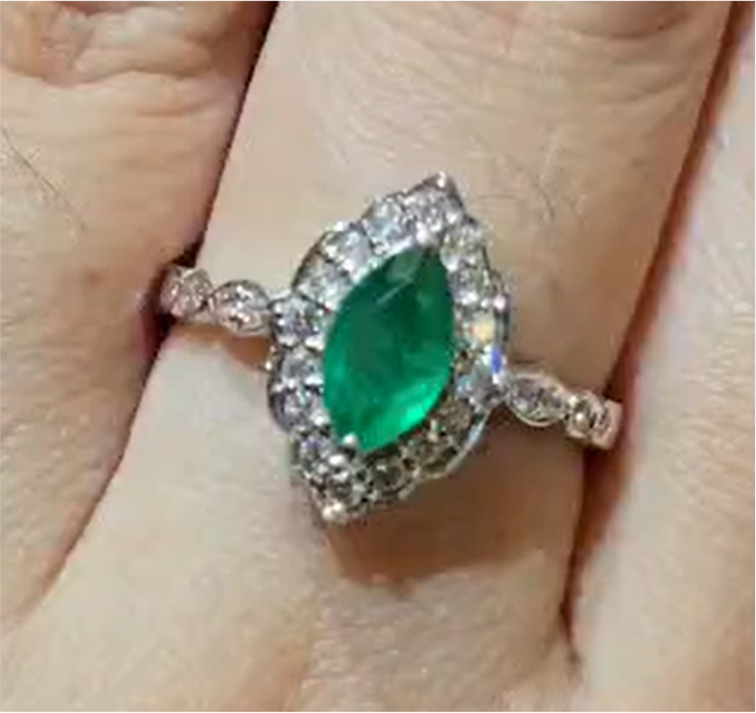 1ct Colombia Emerald Ring SYCB23
