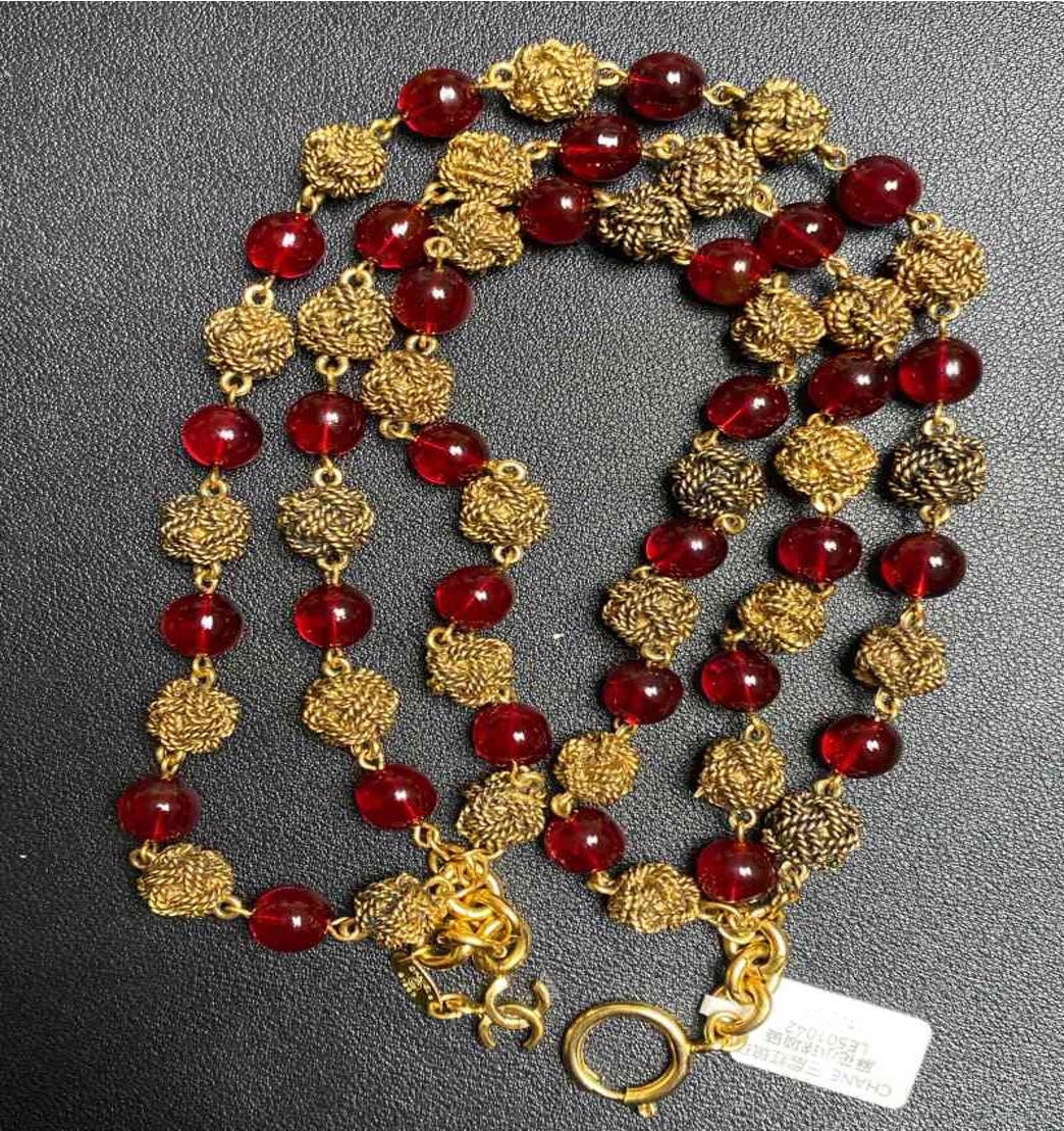 CHANEL 1983 Three-Layer Red Glass Twisted Ball Necklace LE501042