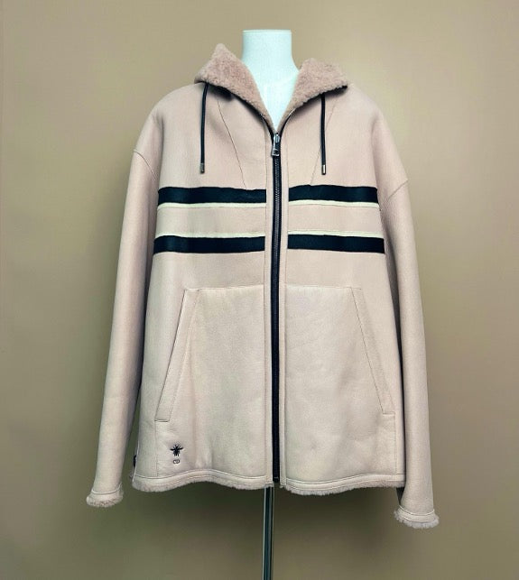 Dior Reversible White Star Logo Shearling Hooded Coat, Size F36 SYCC2062