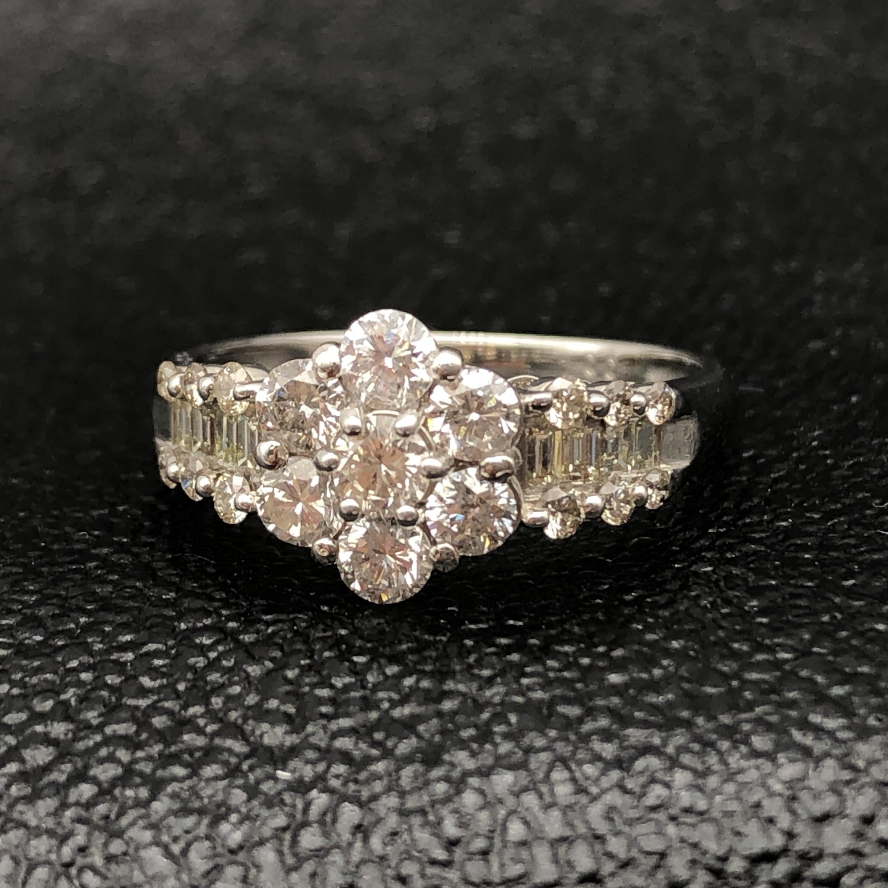 Custom Jewelry Flower Motif Diamond Ring, D(1.00ct), PT950, 3.3g, US Size 6.5 C297419