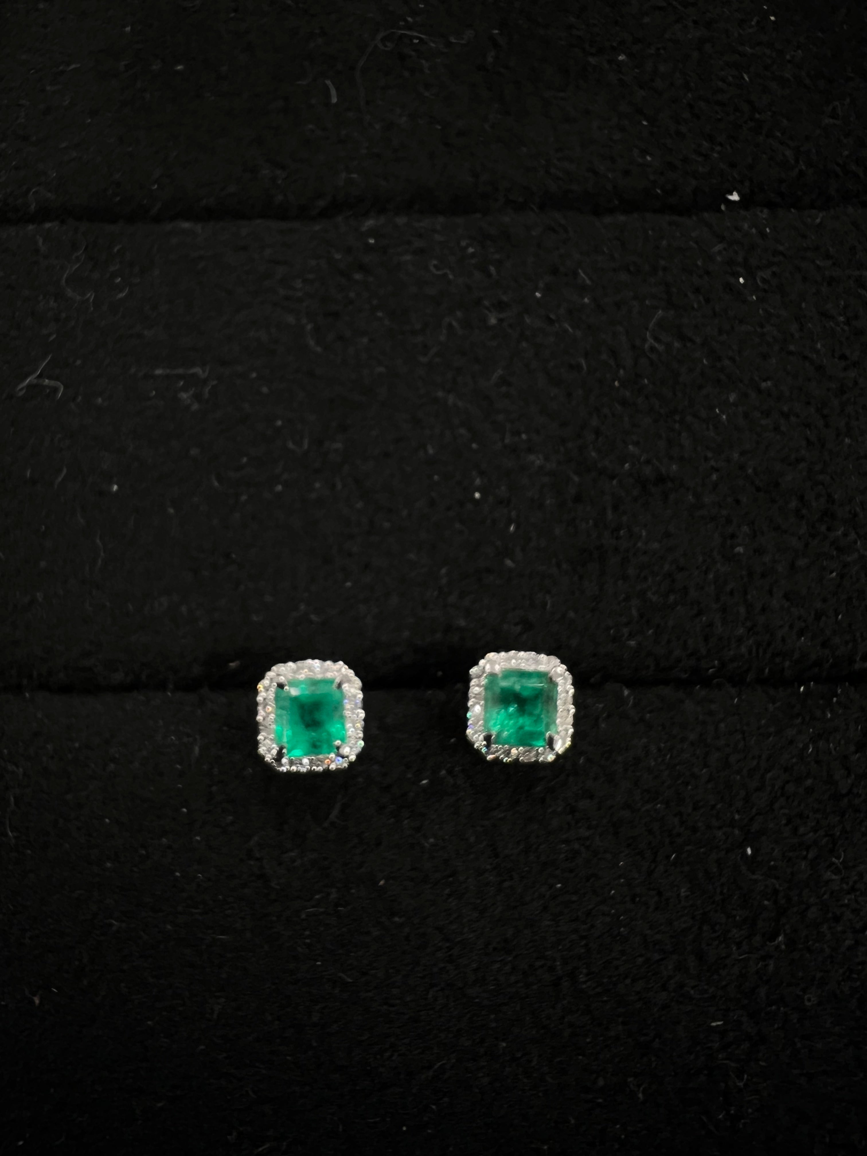 Princess Cut Emerald Halo Earstuds PT900 JJ236