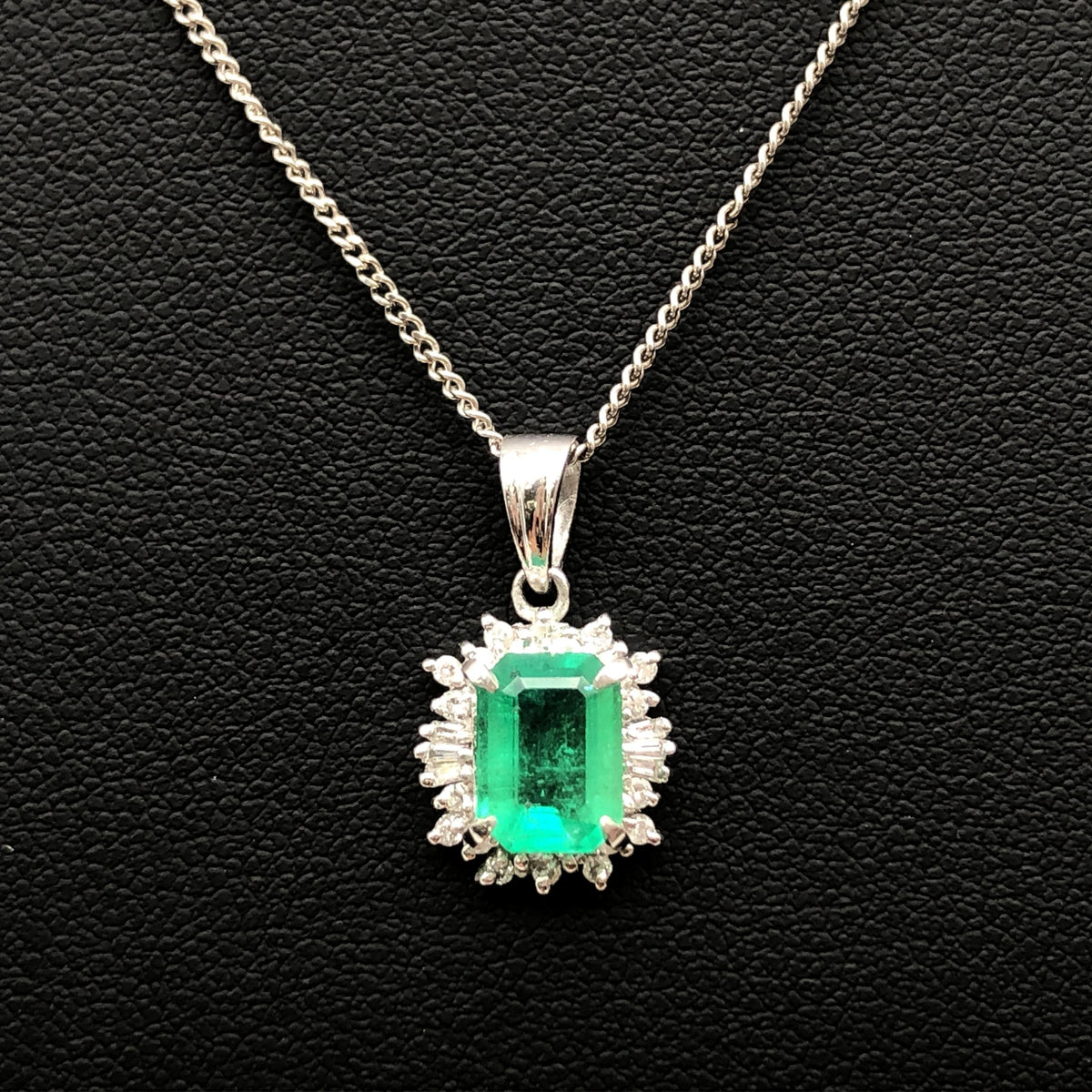 Custom Jewelry Emerald Diamond Ring, E(0.83ct)D(0.20ct), PT850, 4.8g, 16inch C297674