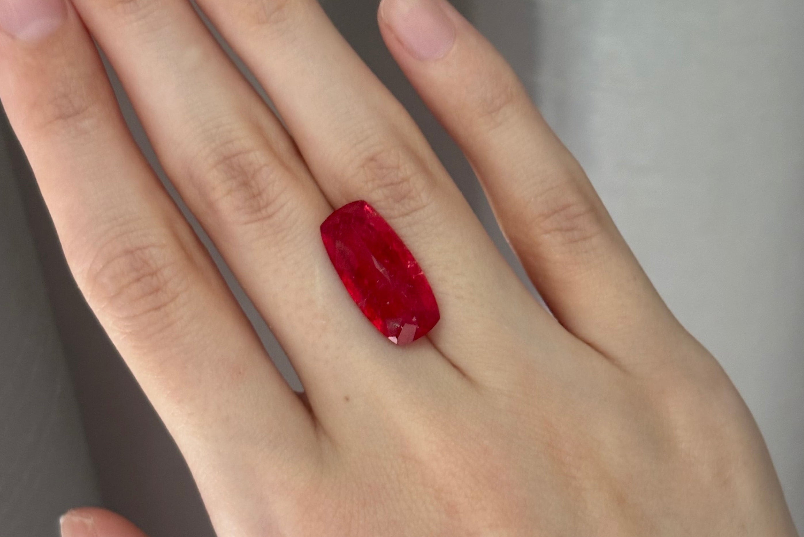 8.32ct Gem Quality Rhodonite DXBCS4959