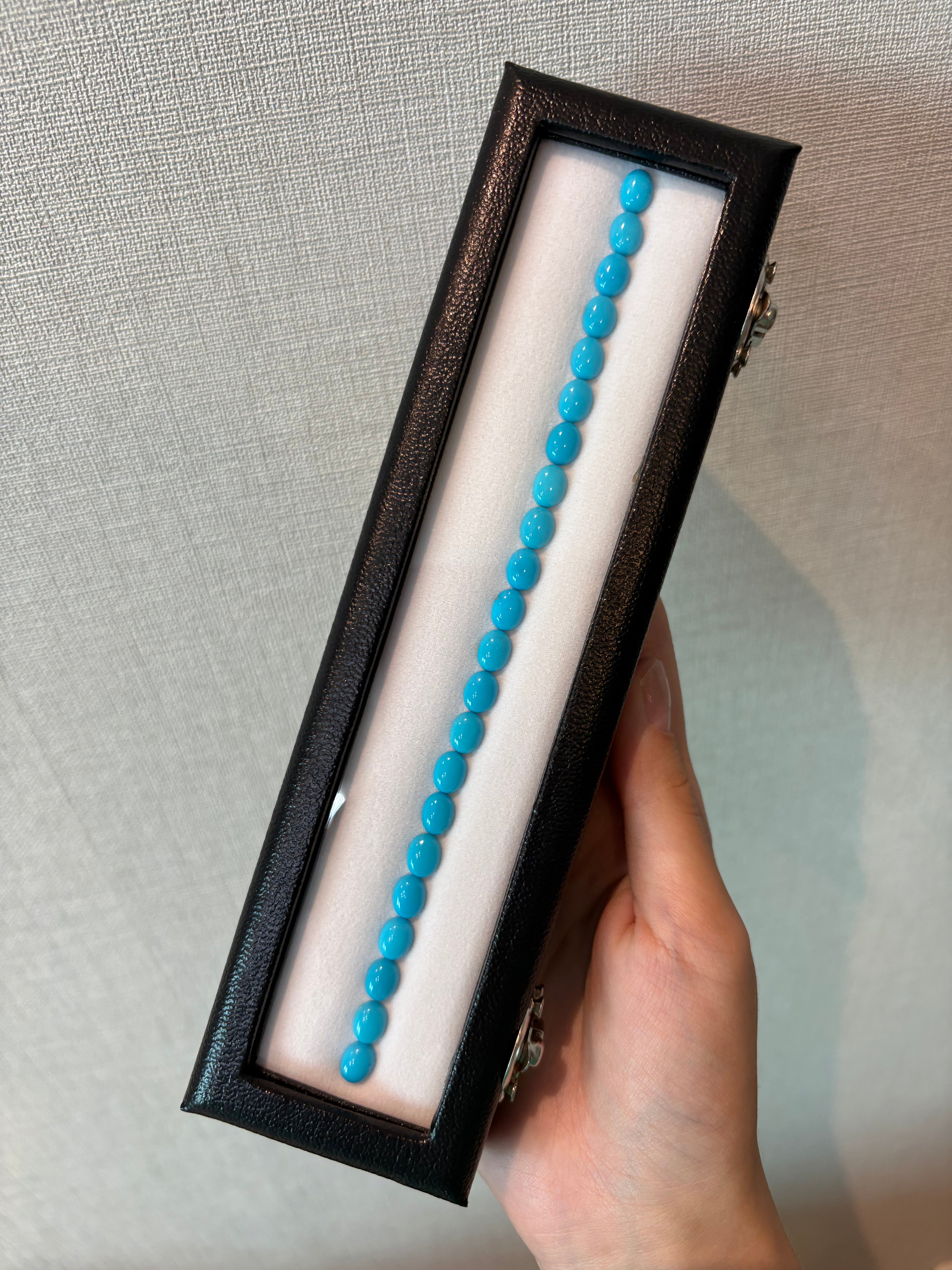29.00ct Sleeping Beauty Turquoise Bracelet Set 8x6 (24 pcs) THAIC0006