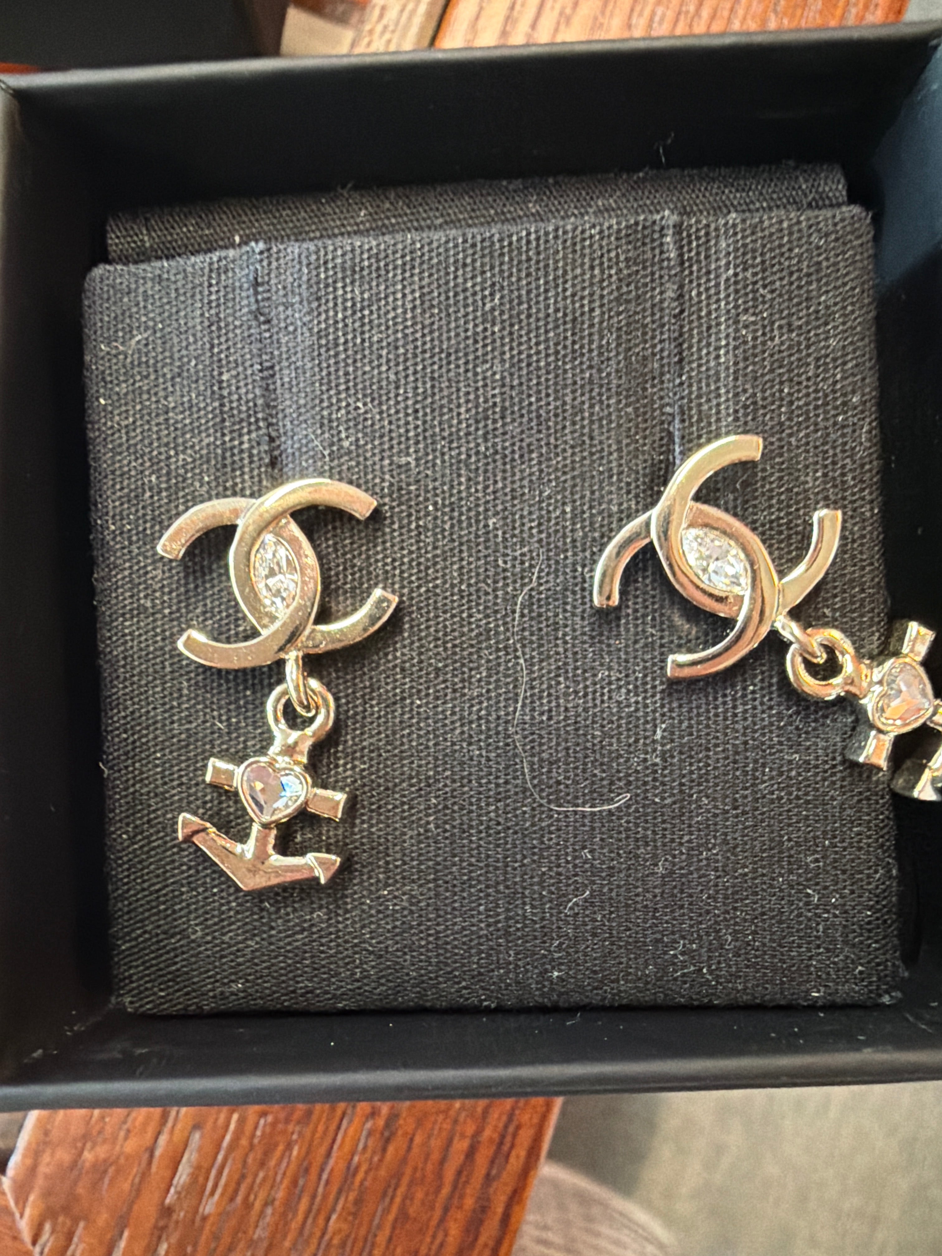 Chanel cc anchor drop earrings  AKC1291