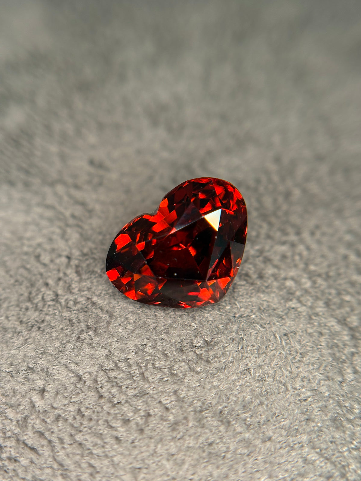 7.60ct Cognac Zircon Heart THAIC1350