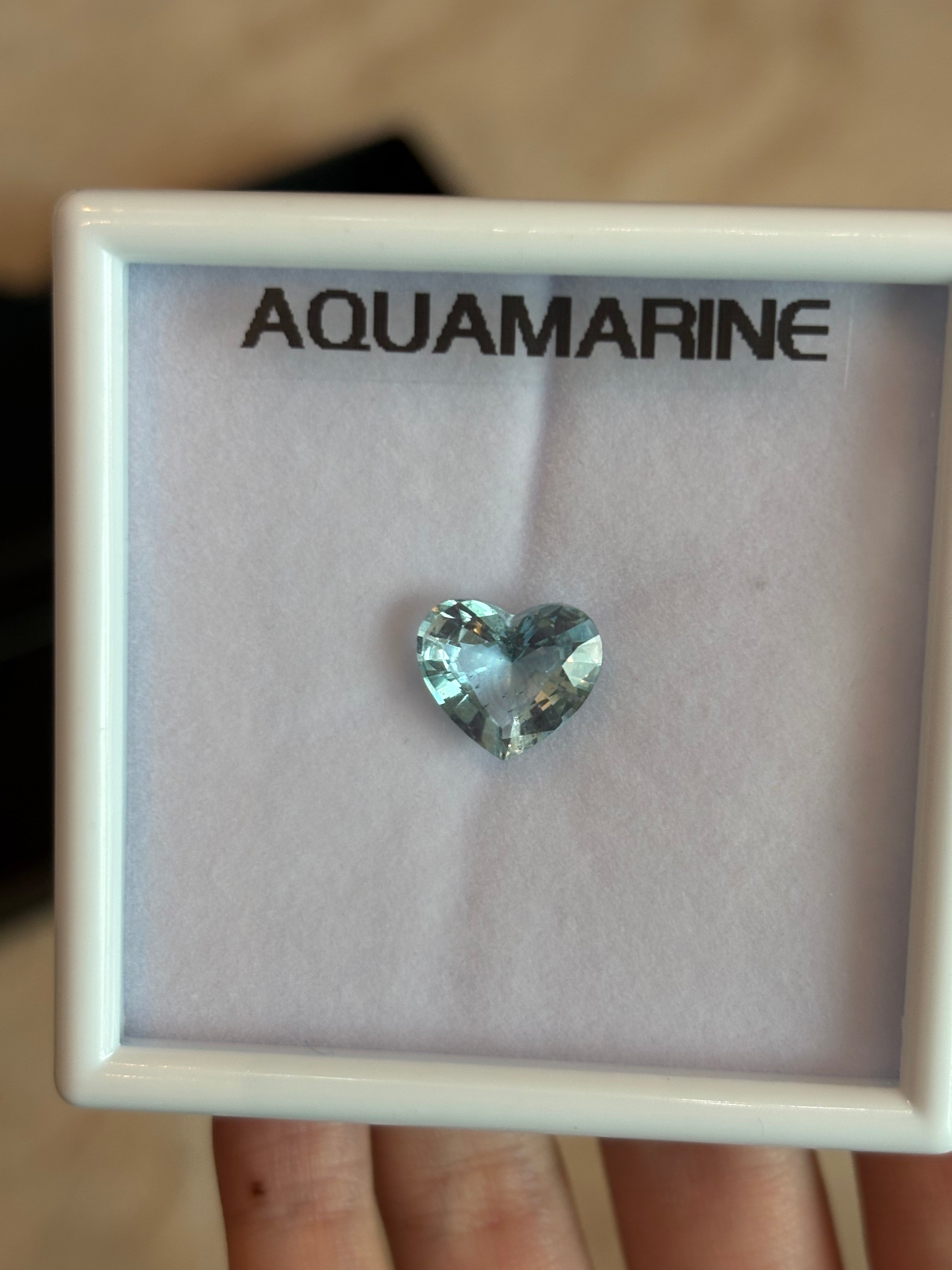 3.89ct Aquamarine Heart THAIC0281