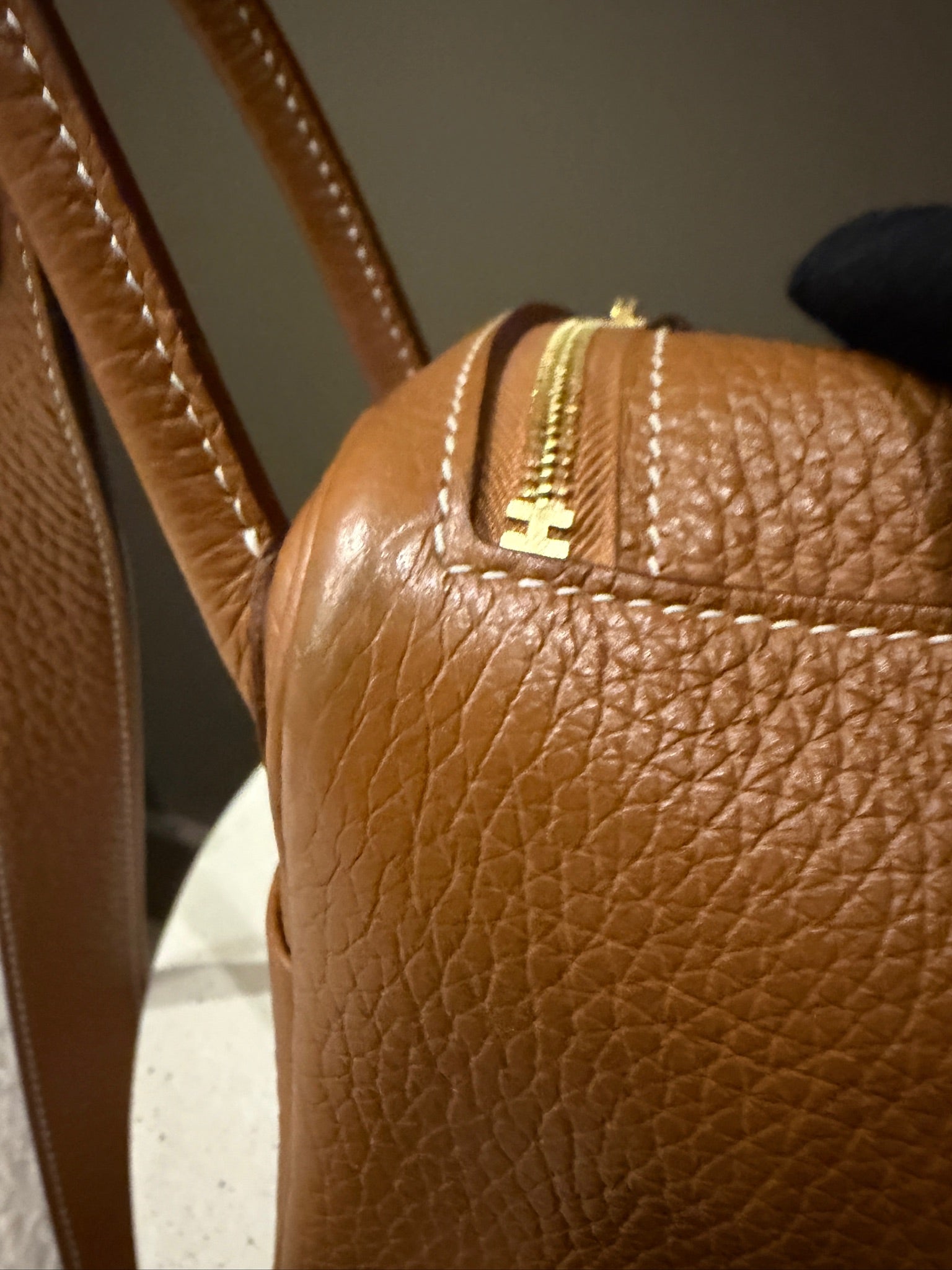 Hermès Mini Lindy 20 Gold GHW
