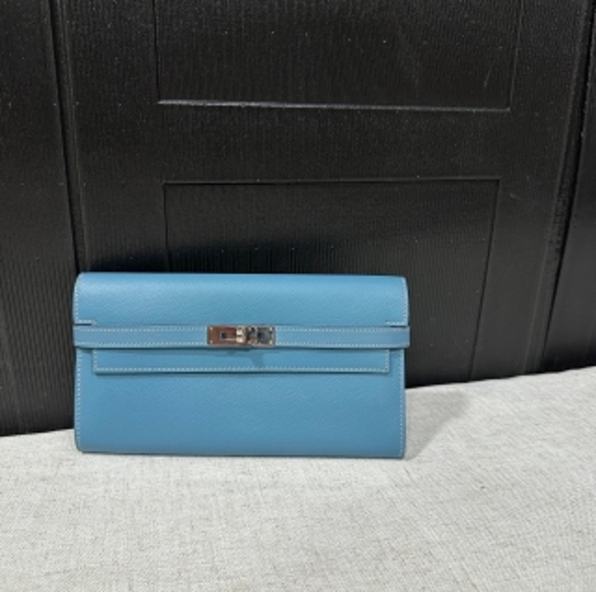 Hermes Kelly wallet, blue frame, M engraving US682415