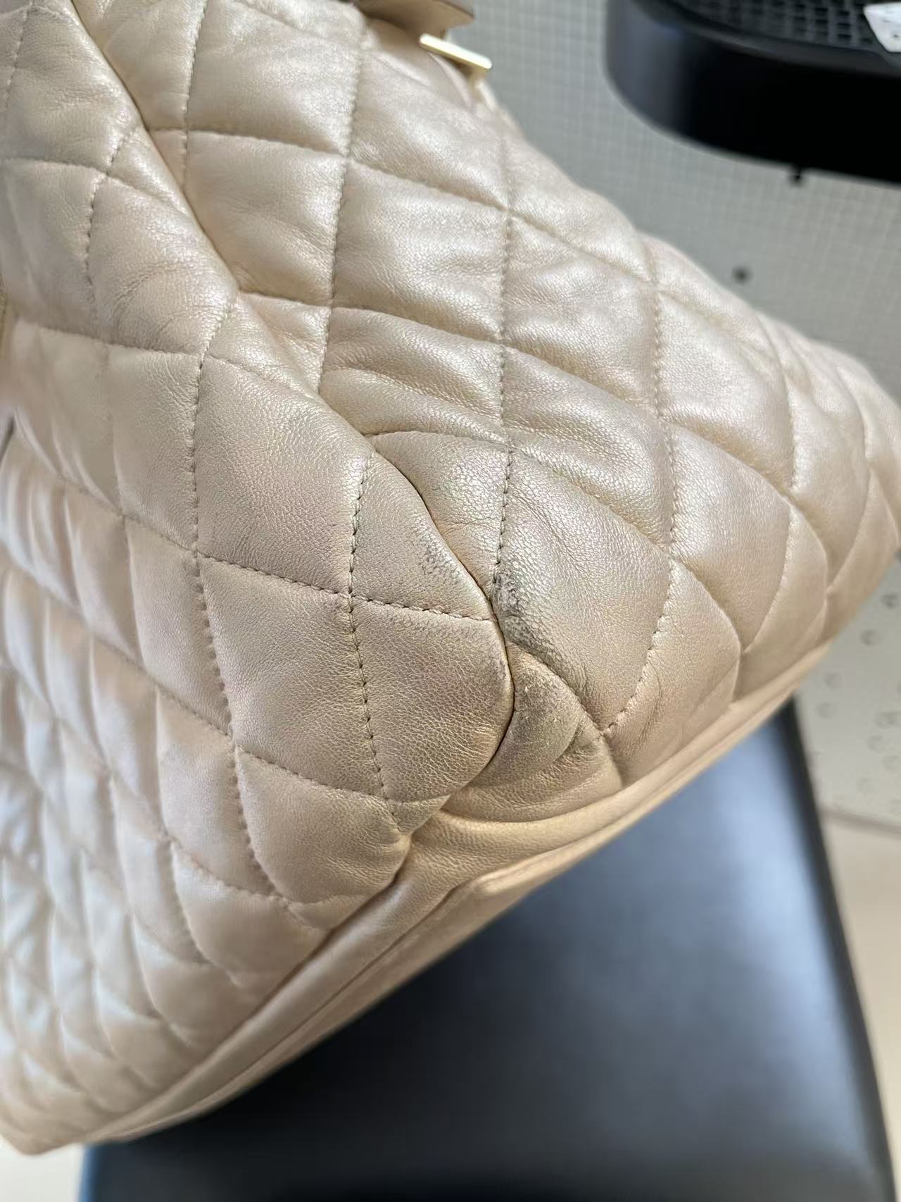 Chanel Quilted Lambskin Puffy Bowling Bag - Beige