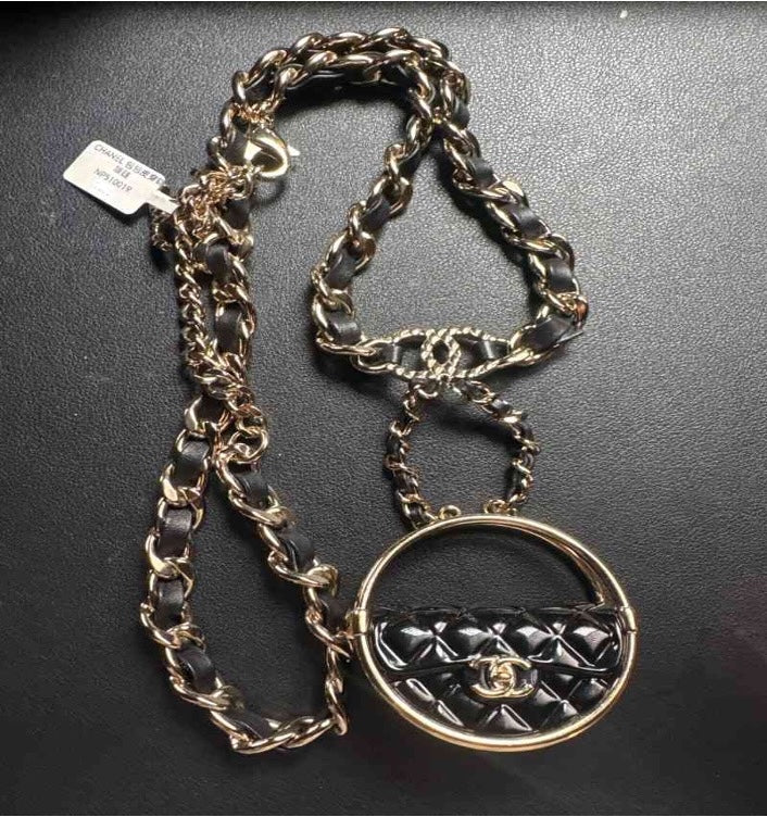 CHANEL Hula handbag leather chain necklace NP510019