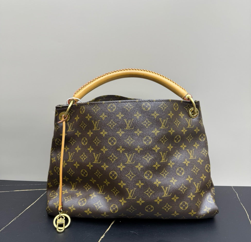 Louis Vuitton Monogram Canvas Artsy MM Shoulder Bag 23206186