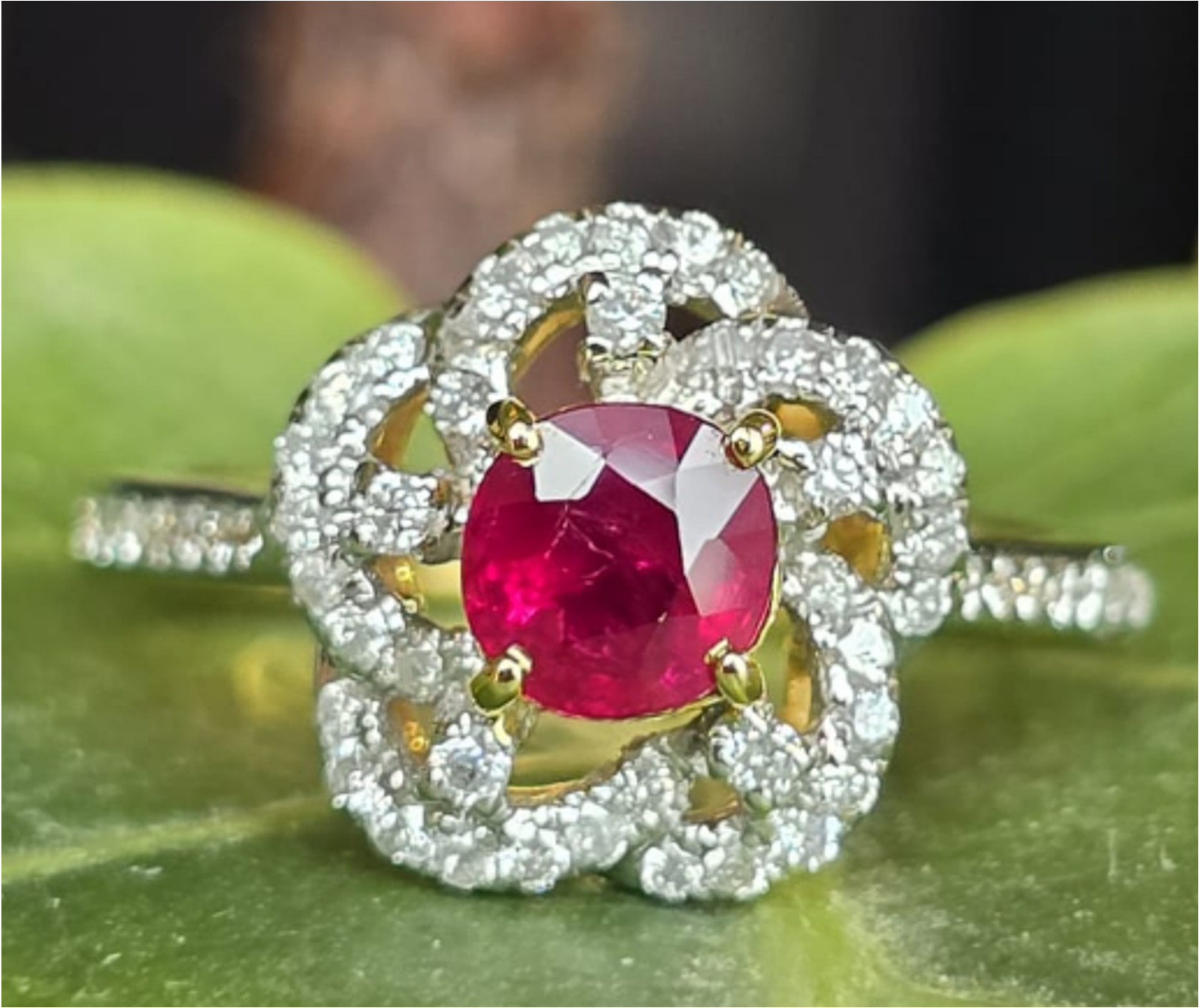 0.775ct Ruby Flower ring SYCB53