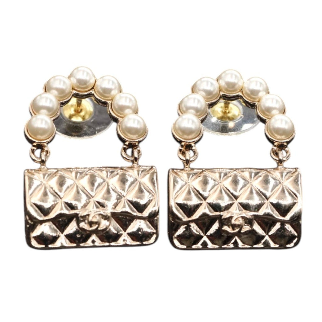 Chanel Classic Flap Bag Pearl Earring