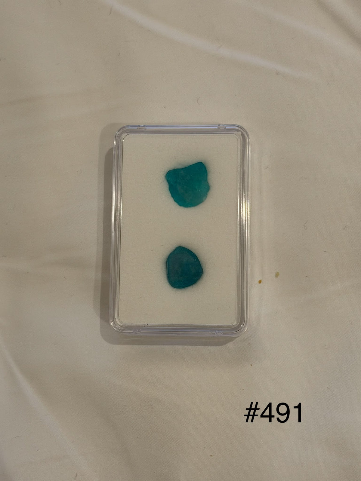 MULUNGU MINE ROUGH (2 BOXES) PAIRS DXBCS6539