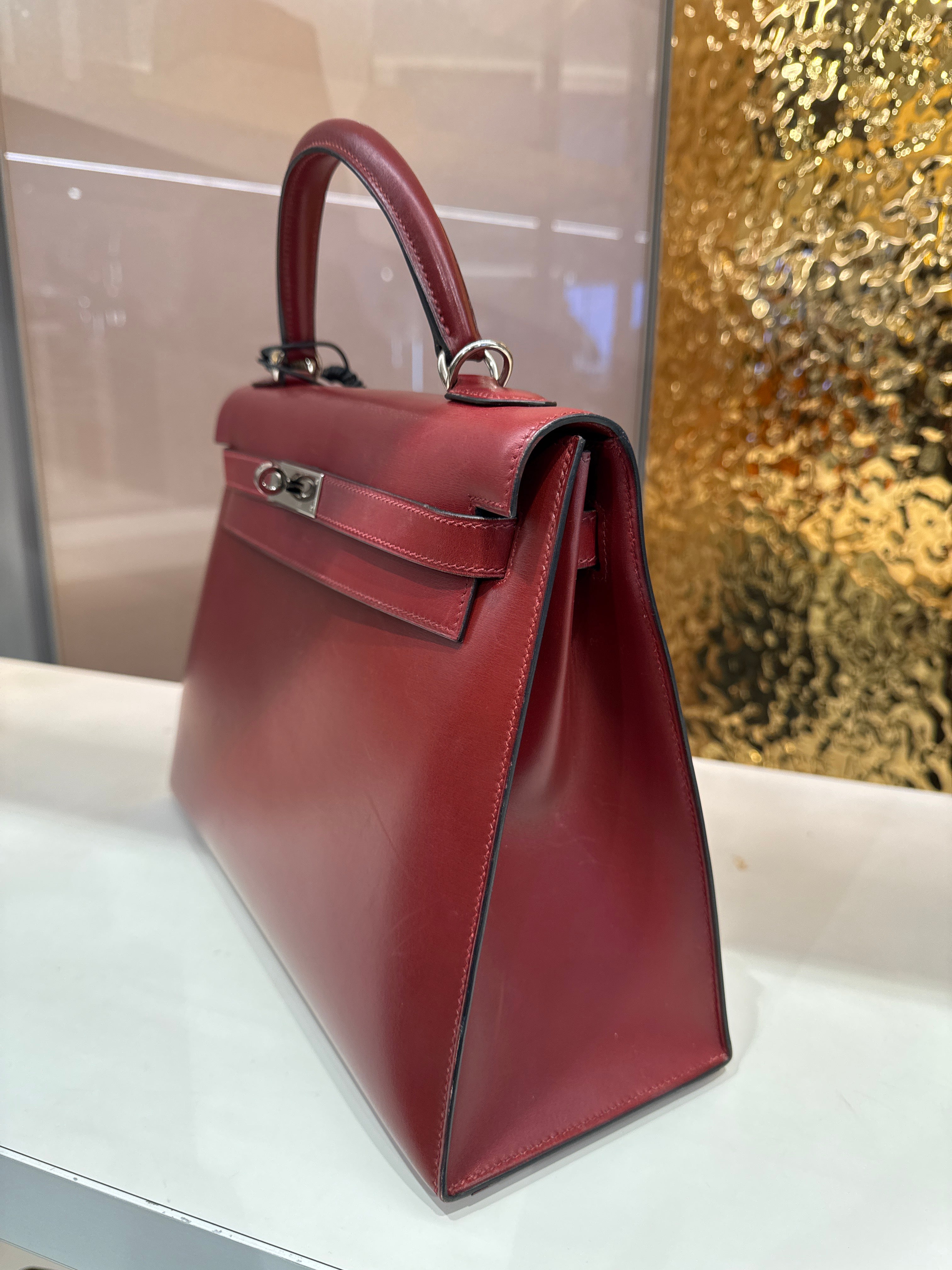 HERMES Kelly 32 Box calf Rouge H DBXS2138