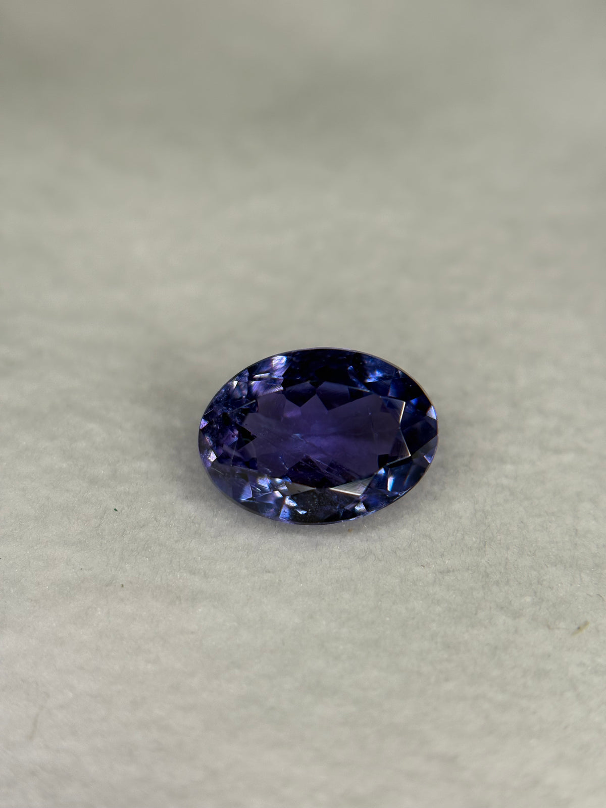 1.32ct Tanzanite Oval THAIC1304