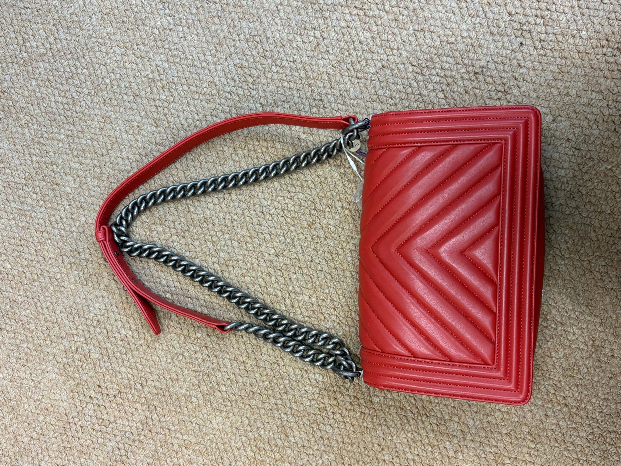 Chanel Le Boy Medium Chevron Red