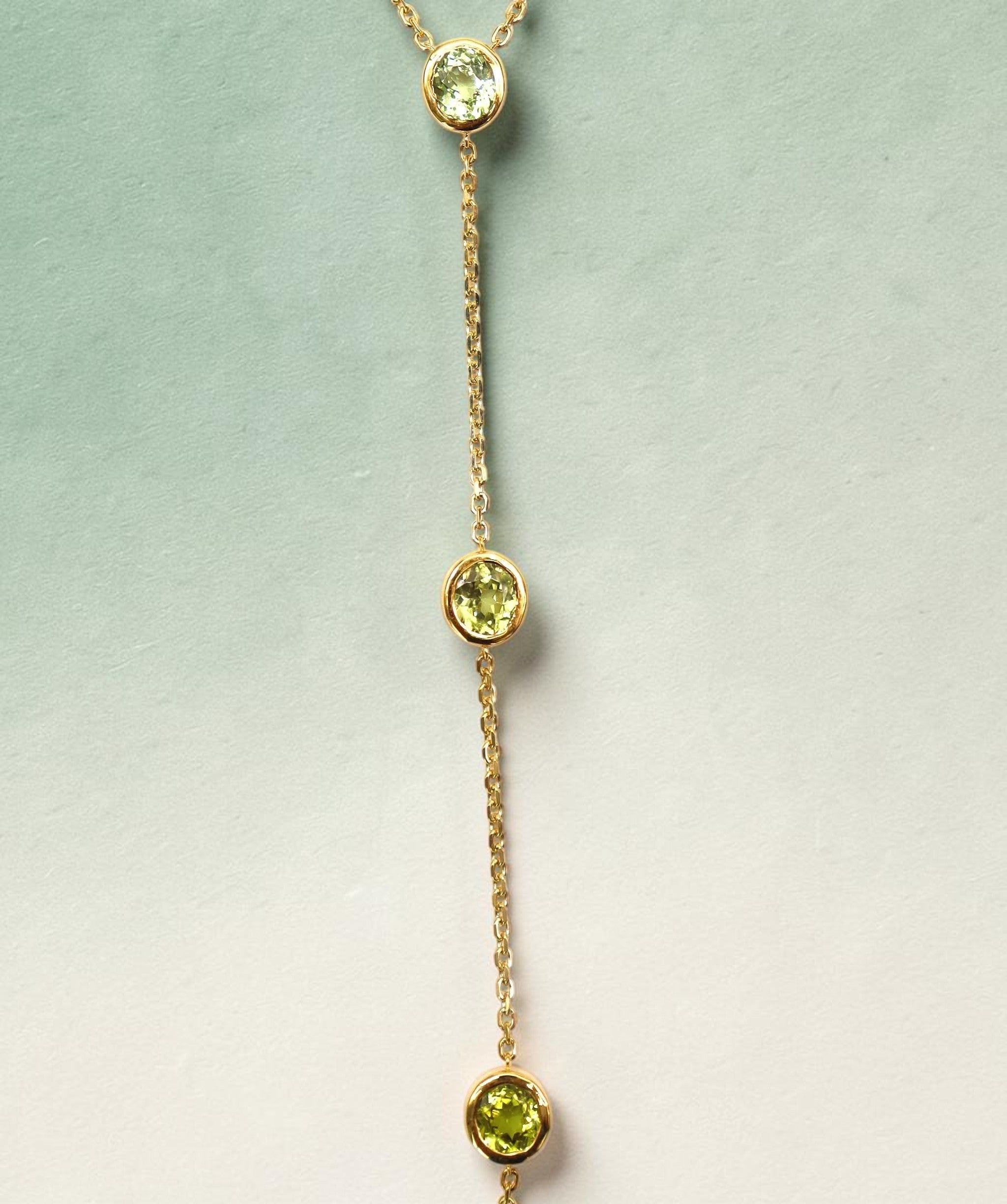Mali Garnet Hand Chain DXBS6597