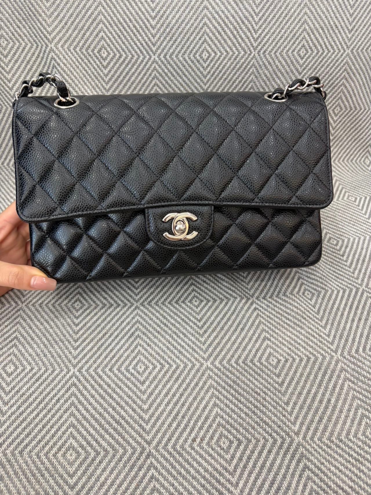 Chanel Classic Flap Medium