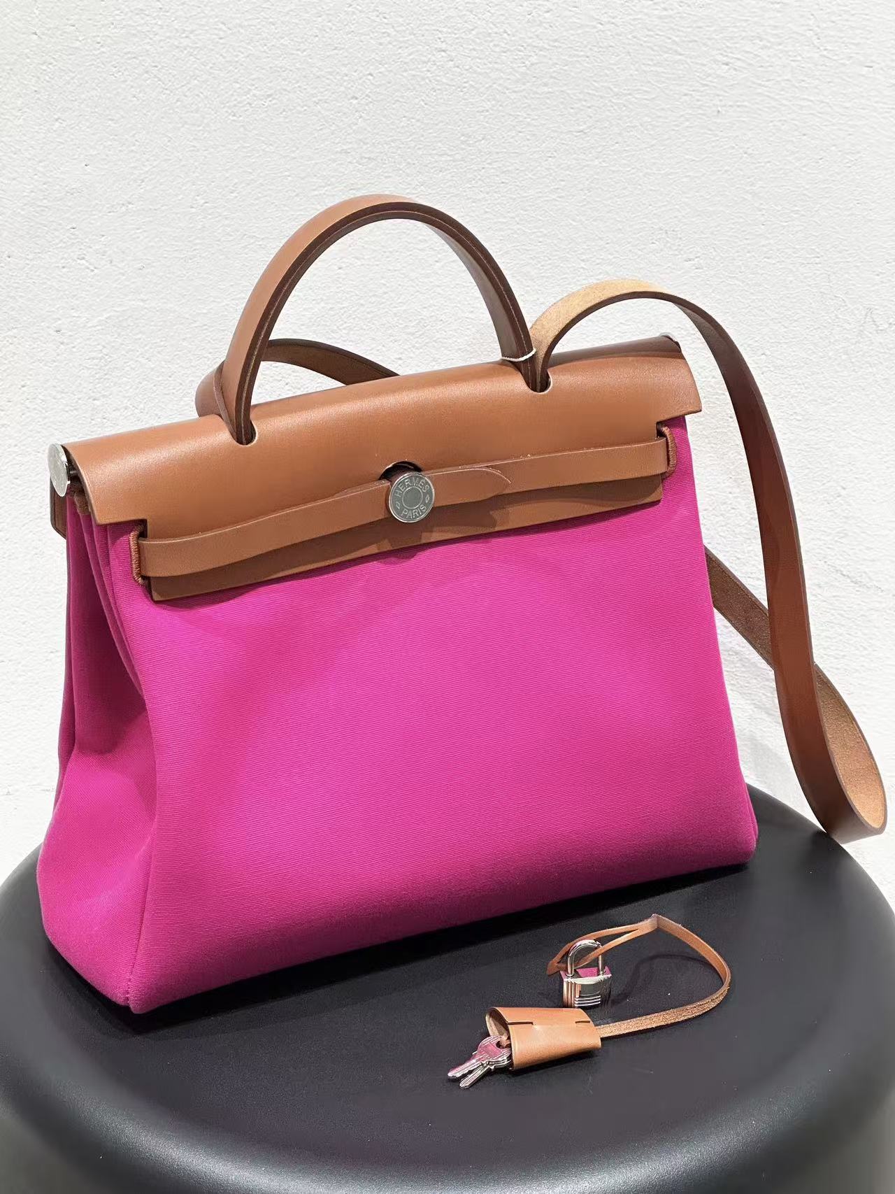 Hermès Herbag 31 Two-Tone Convertible Bag - Fuchsia & Tan