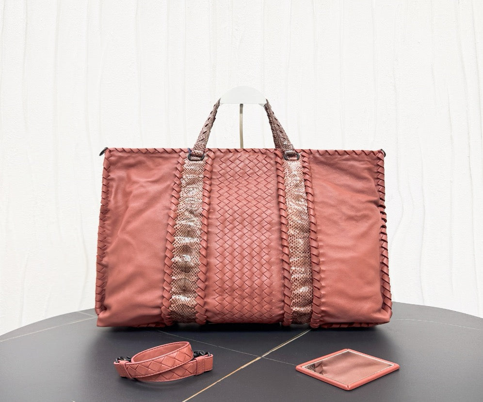 Bottega Veneta Orange Tote 49 21191637