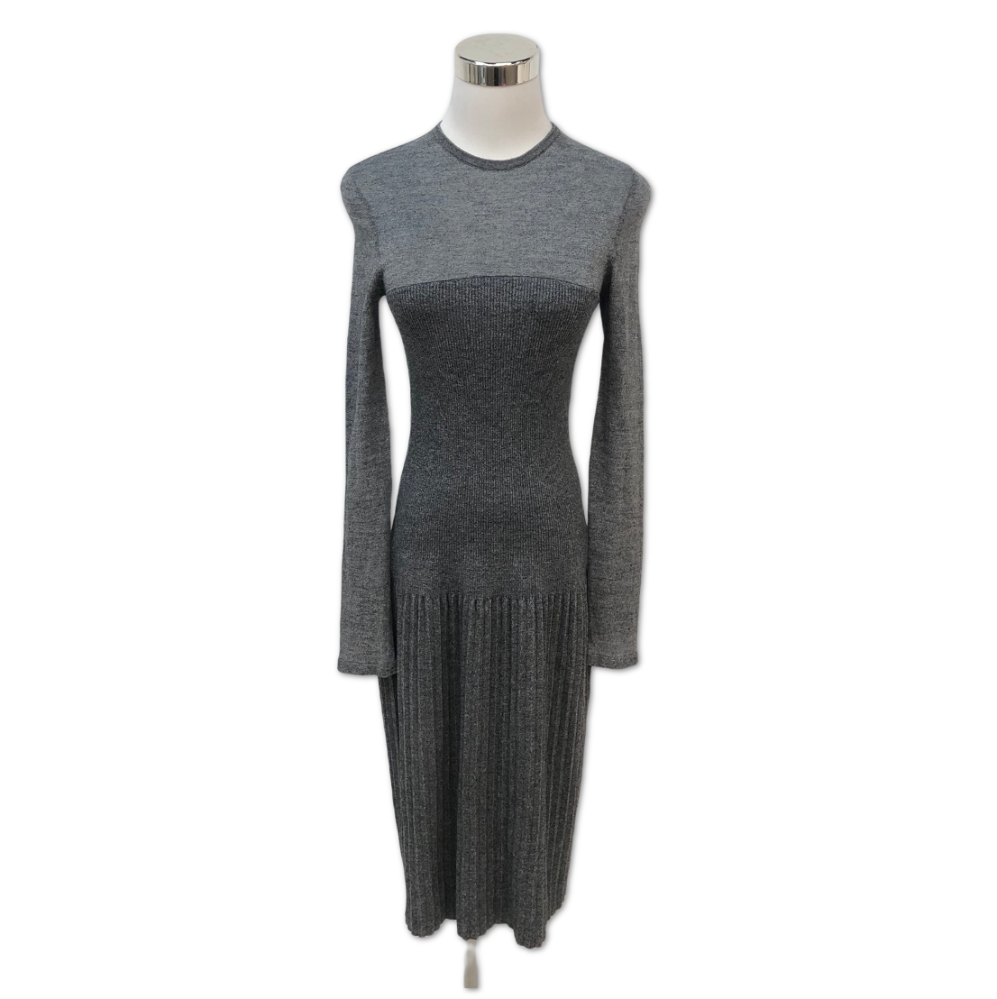 Chanel Two-Tone Grey Ribbed Knit Long-Sleeve Dress size 36 C14053962496