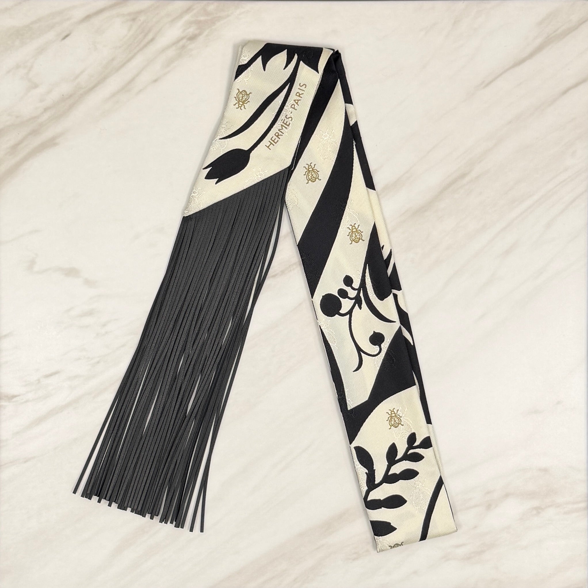 Hermès Bouquet Final leather fringe Twilly Creme/Noir