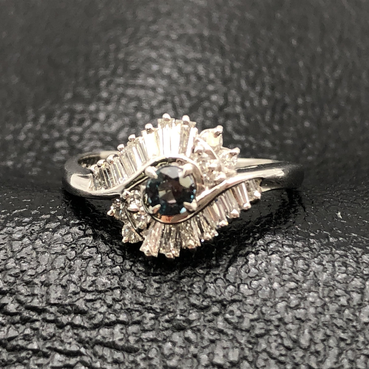 Custom Jewelry 1P Alexandrite & Diamond Ring, A(0.19ct), D(0.40ct), PT900, 3.5g, US Size 5.5, Sorting Included C340405