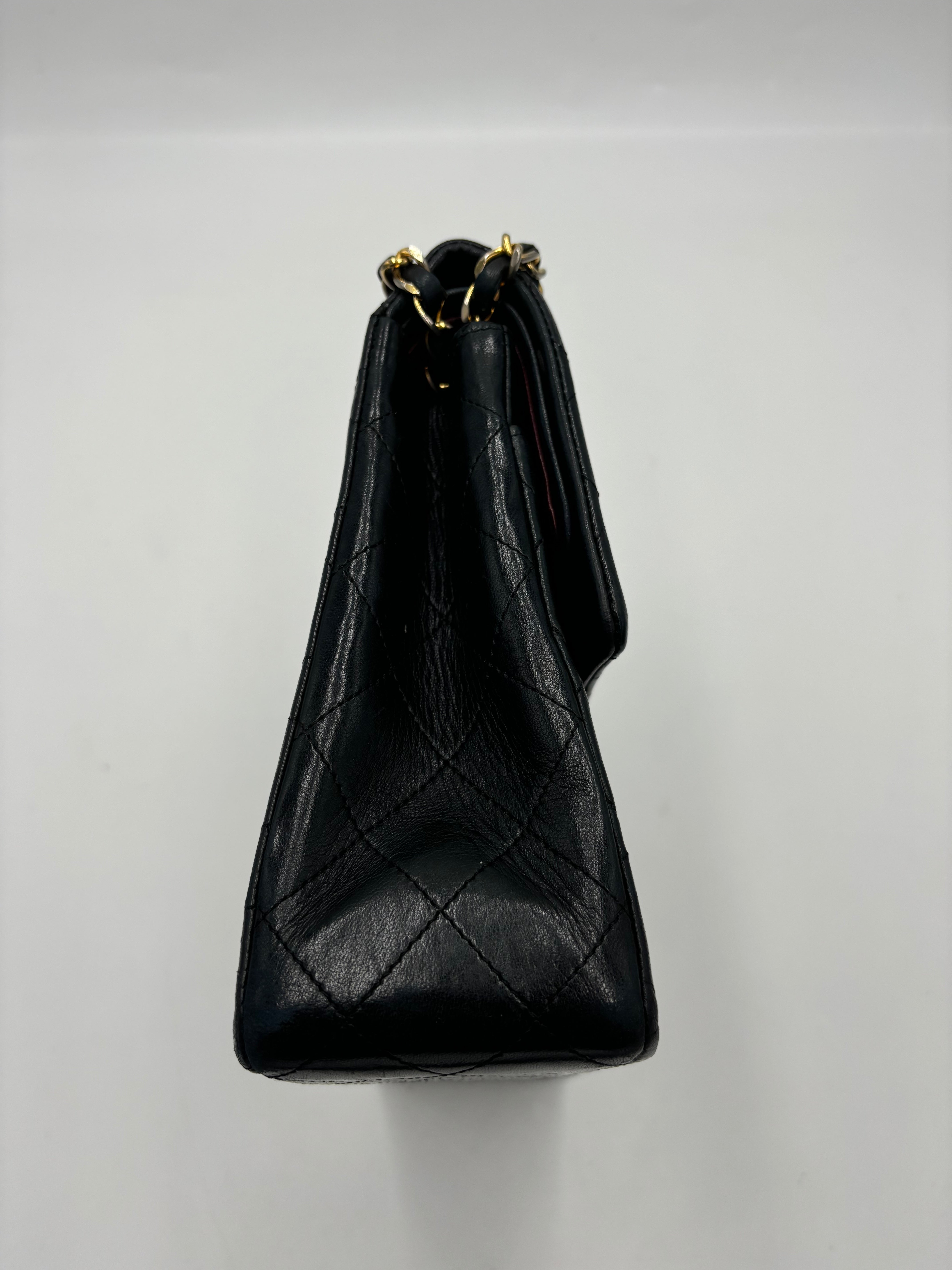 Chanel Classic Vintage Double Flap black lambskin with gold hardware v8uueubjp7 AKC1075