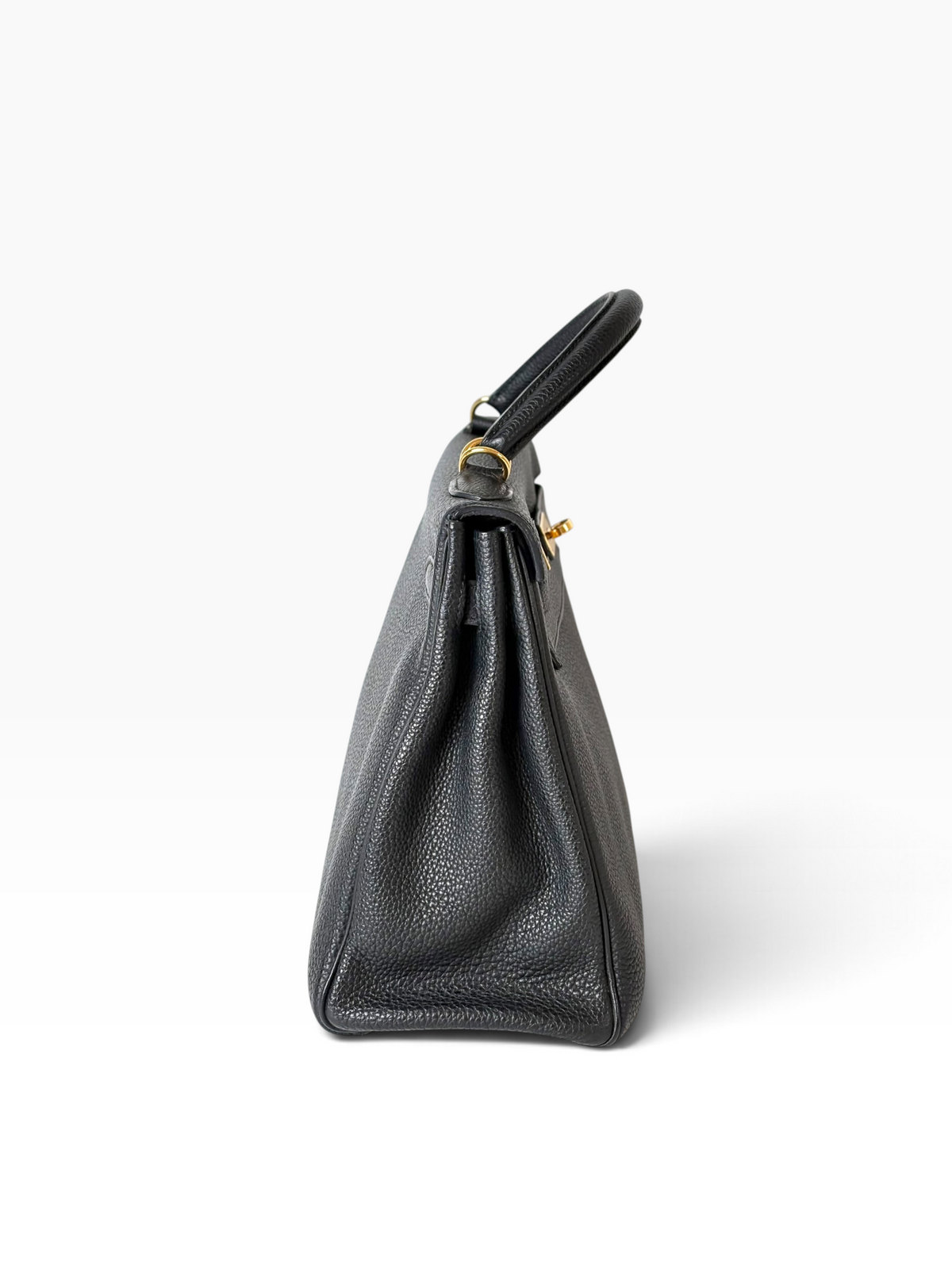 Hermes Kelly 32 in Black Togo with GHW