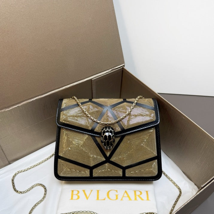 Bulgari Serpenti Forever calfskin shoulder/crossbody bag 20 24373084