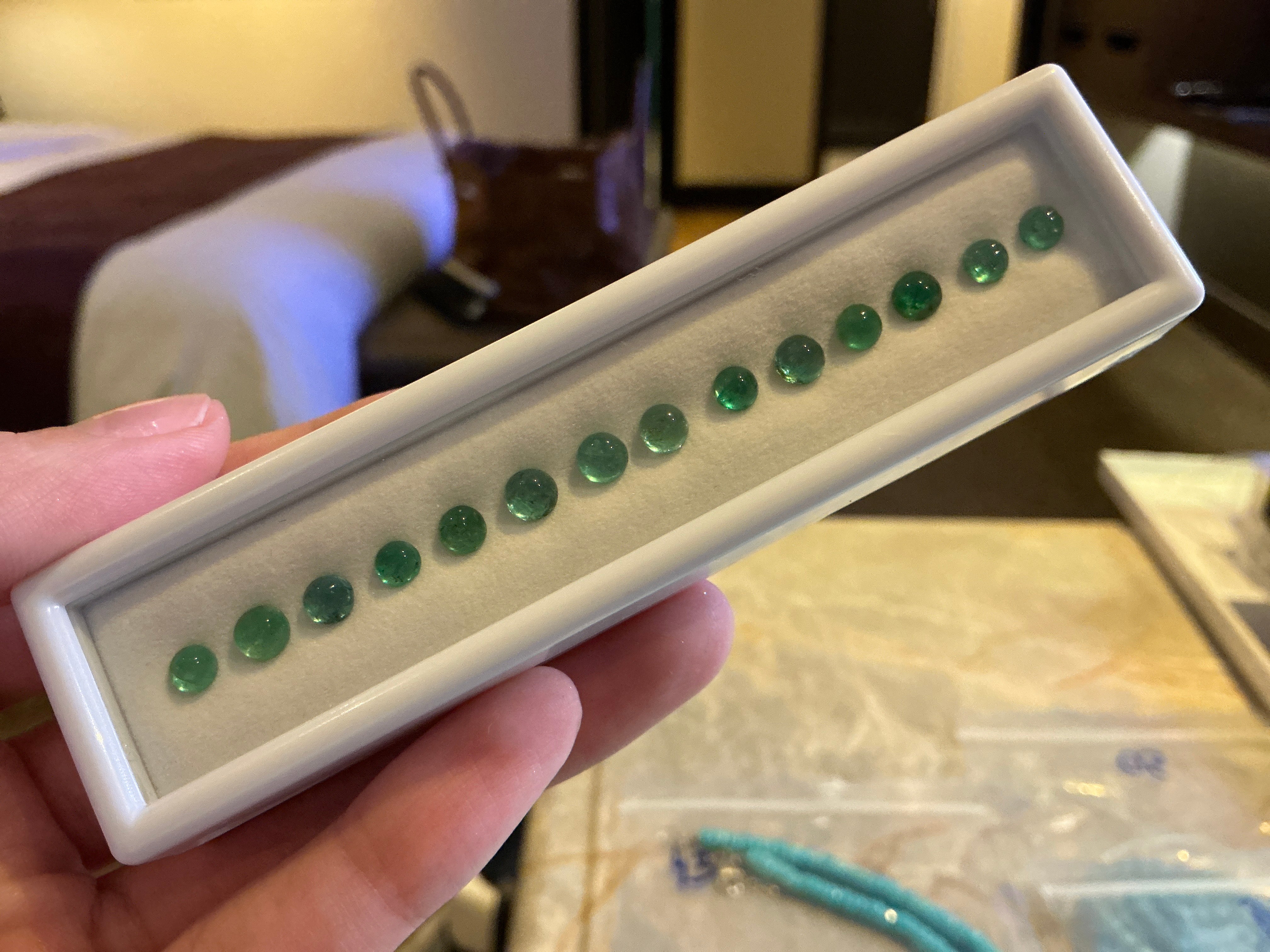 5.00ct Emerald Cabochon Set 14pcs  DXBCS4804