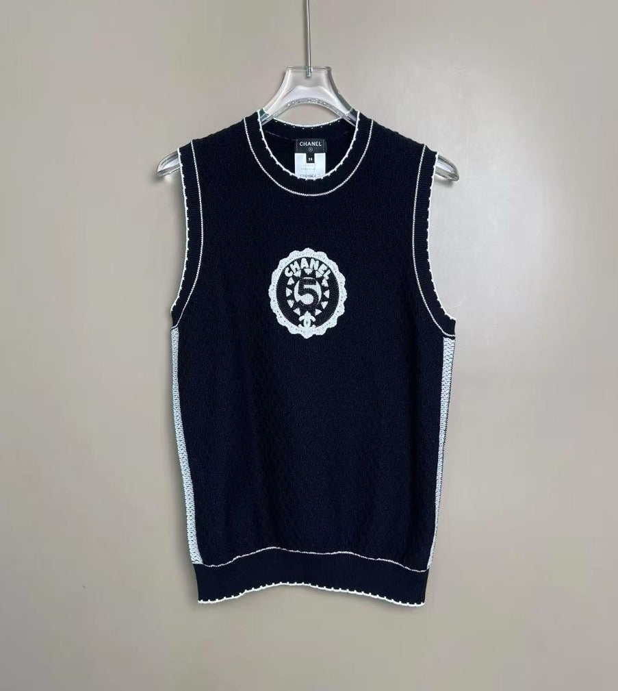 Chanel 23C Black Sleeveless Vest Top with White Trim and Size 5 Embroidery SYCC2109