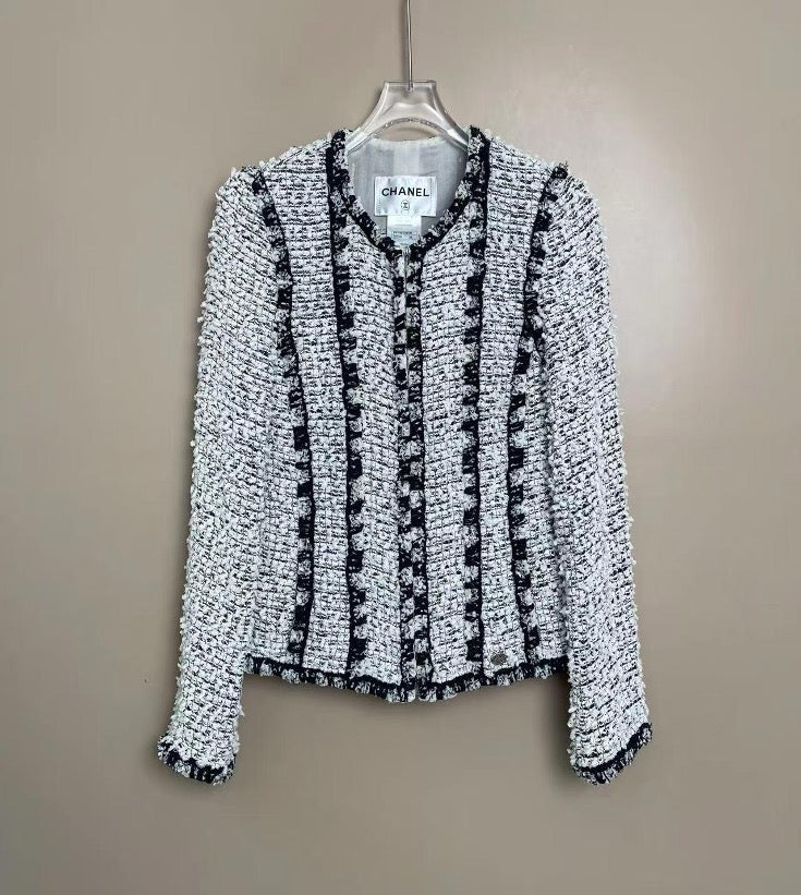 Chanel tweed jacket, size 38 SYCC2111