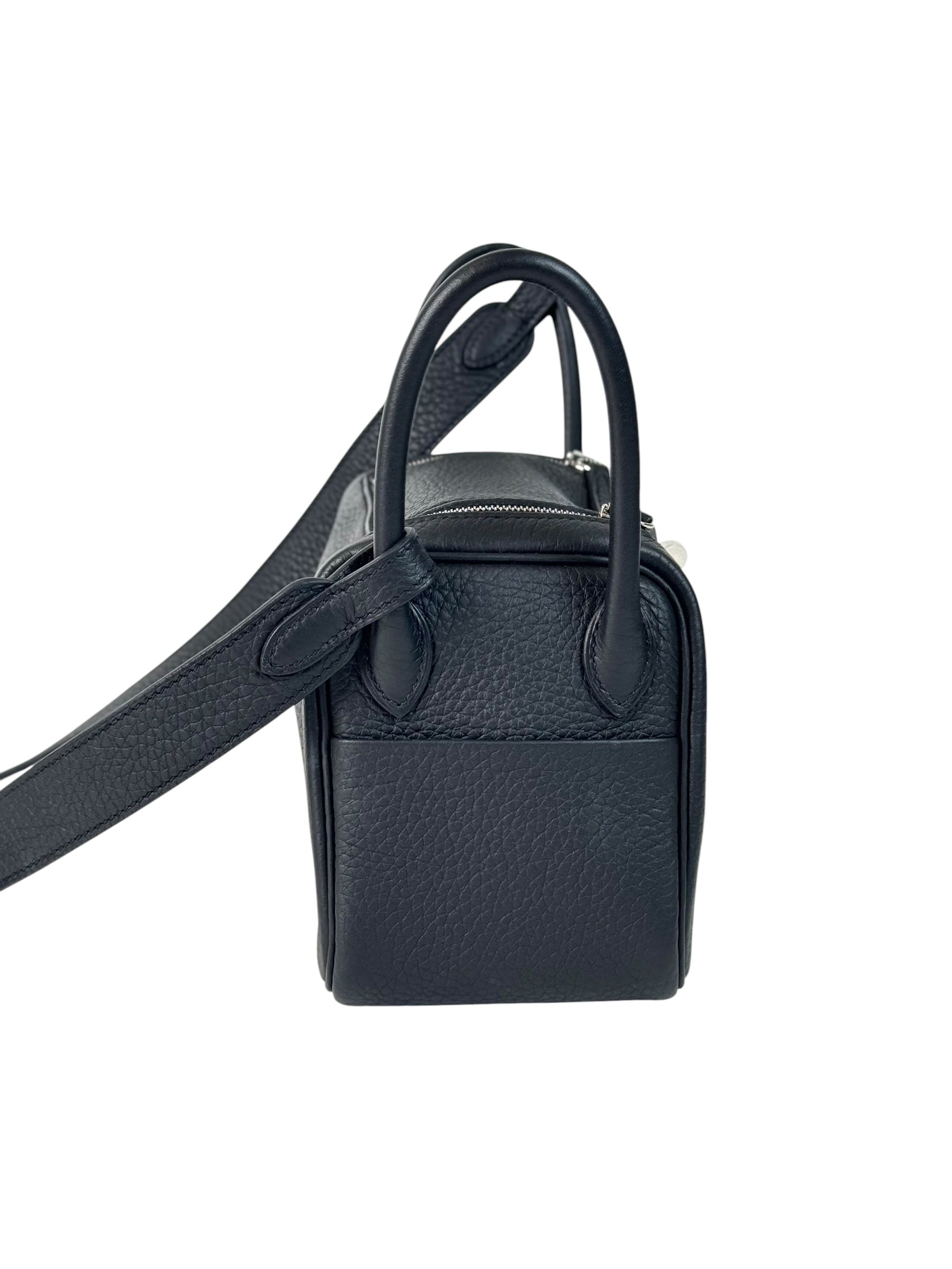 Hermes Black Lindy Mini Bag In Clemence