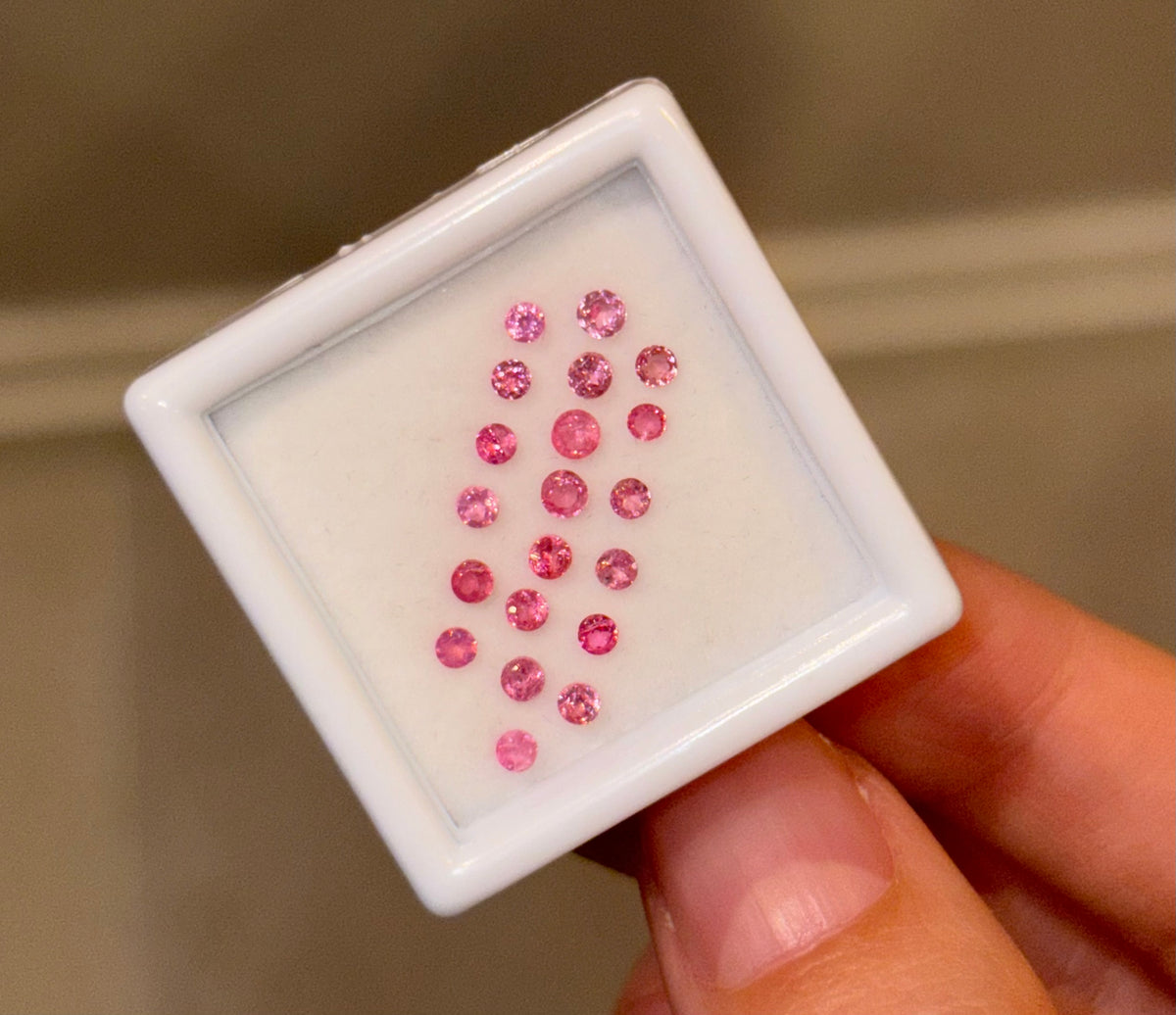 1.00ct Mahenge Vivid Pink Spinel Melee THAIC0718