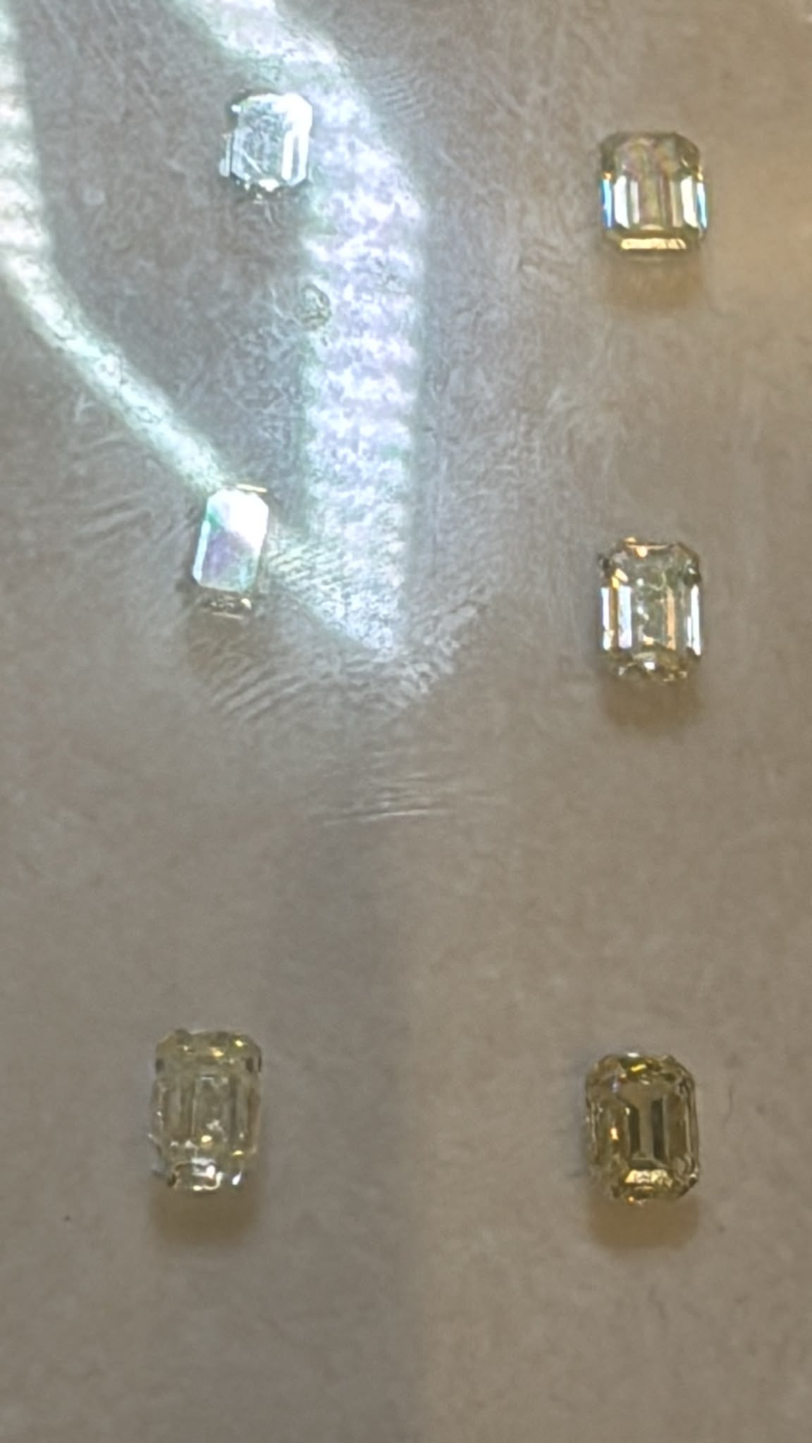 FYL- EMERALD DXBCS6774