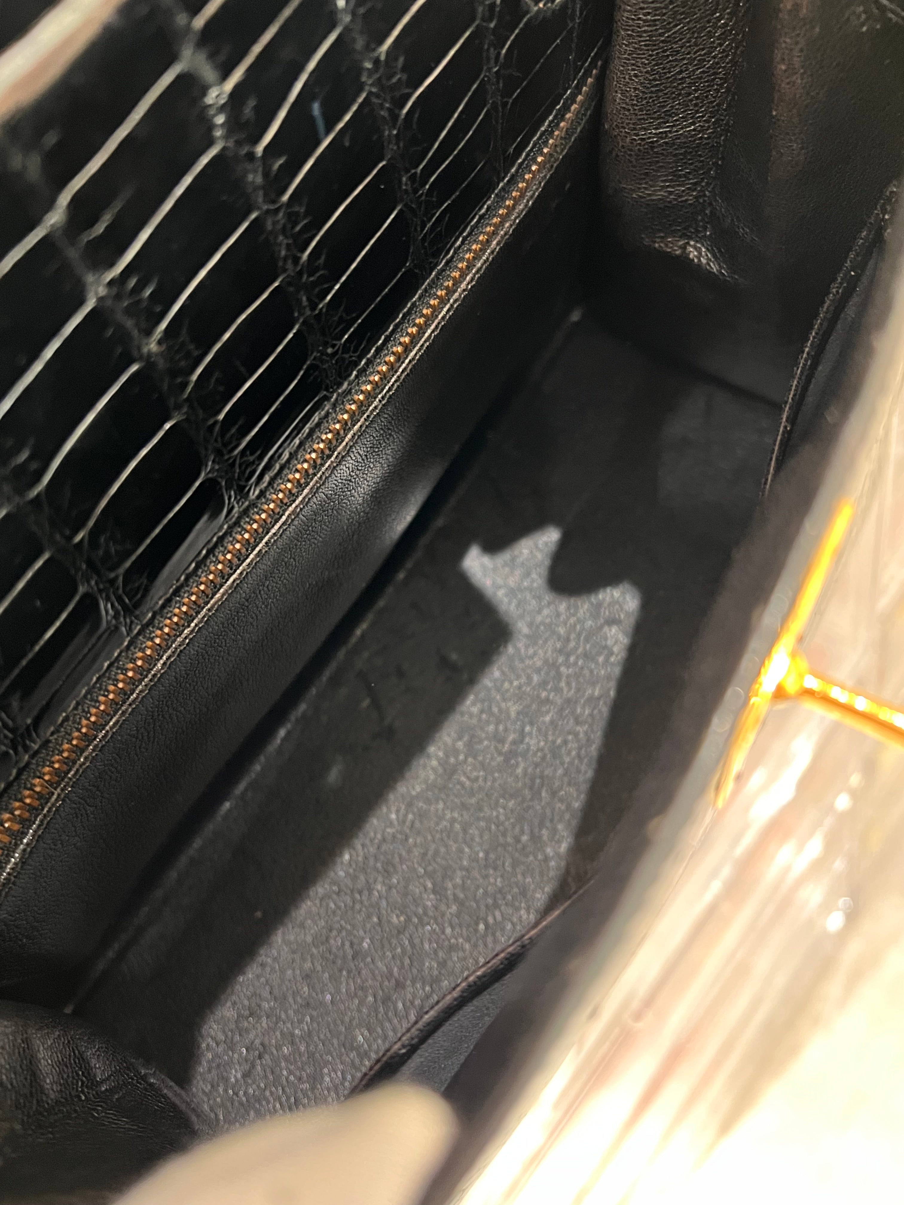 Hermes Vintage Kelly 28 Sellier Black Shiny Porosus GHW #V Circle (Y1992) SCKH4103